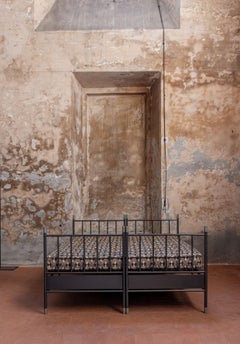 Midcentury pair of single beds by Luigi Caccia Dominioni for Azucena
