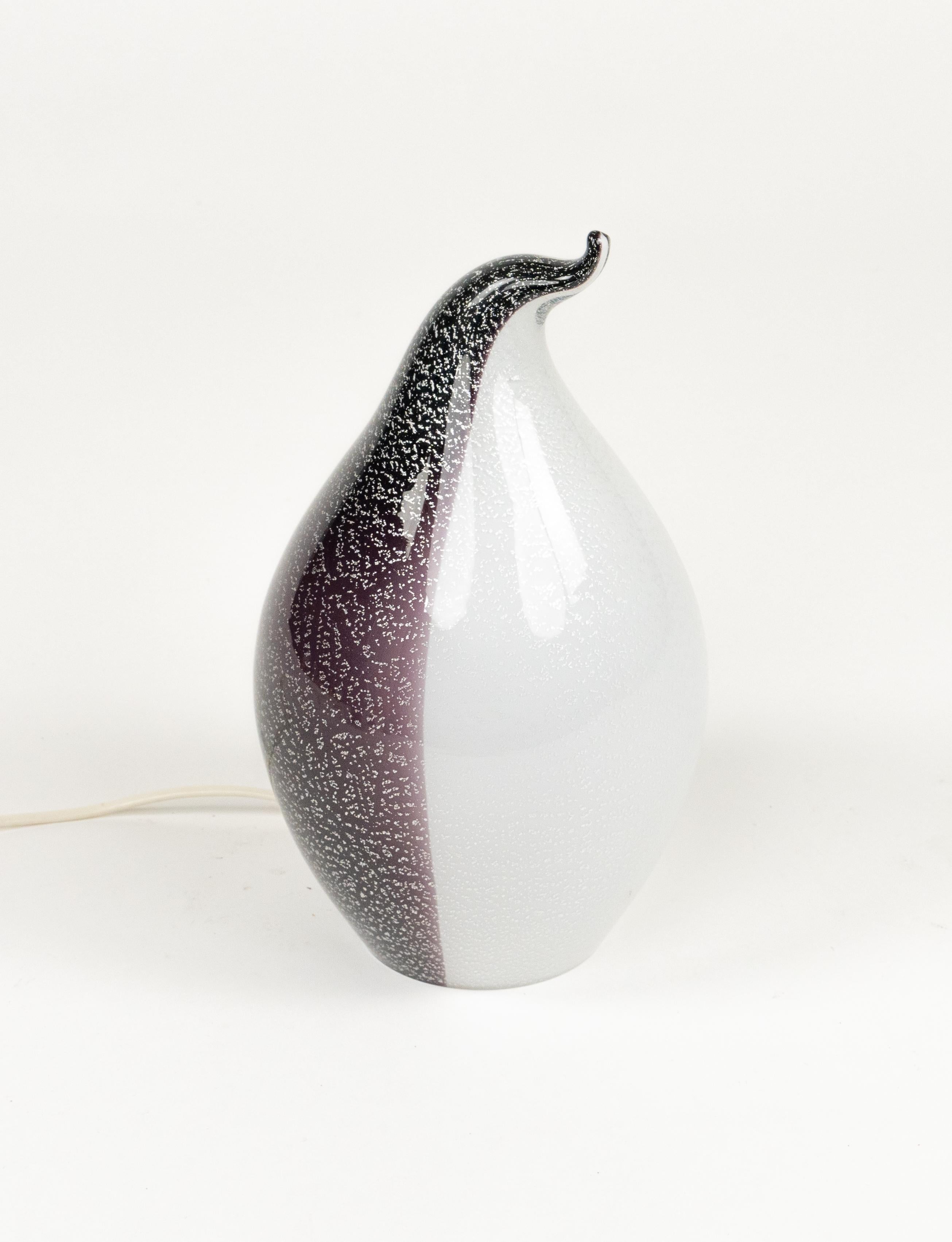 Midcentury Pair of Table Lamp in Murano Glass Shape of Penguin, Italy 1970s For Sale 4