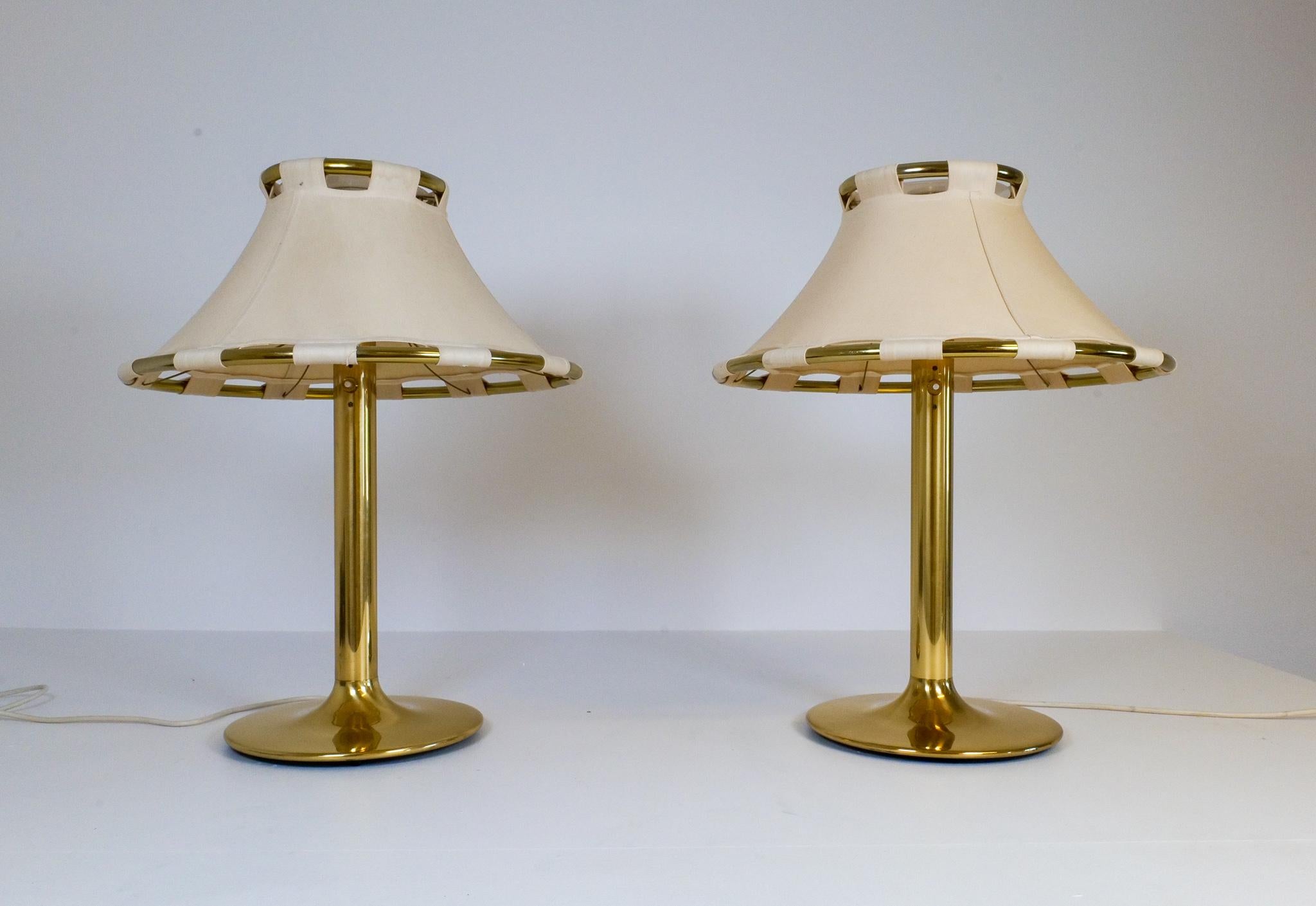 These 1970s table lamps, model 