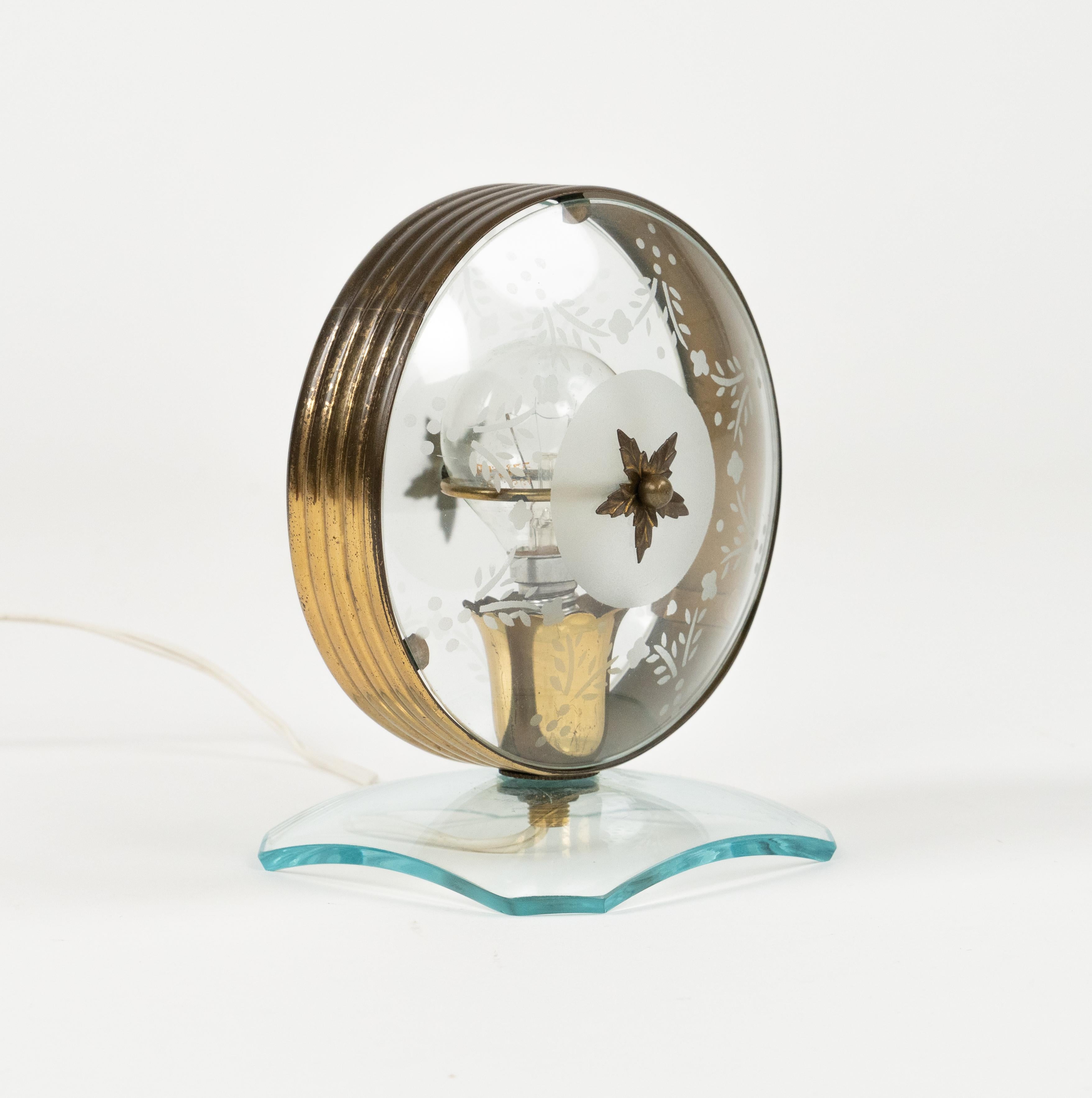 Midcentury Pair of Table Lamps in Brass & Glass Fontana Arte Style, Italy 1950s For Sale 3