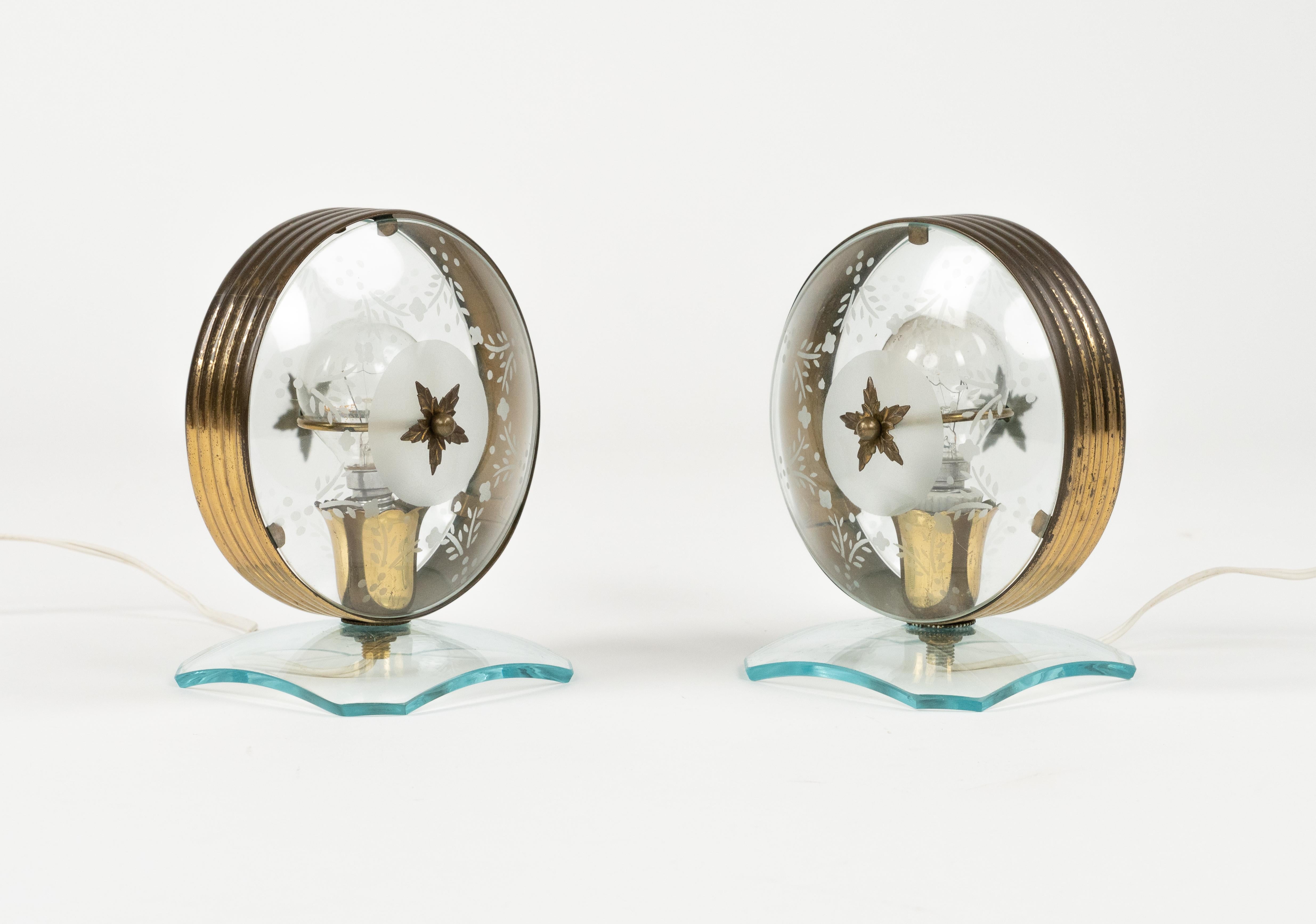 Mid-20th Century Midcentury Pair of Table Lamps in Brass & Glass Fontana Arte Style, Italy 1950s For Sale