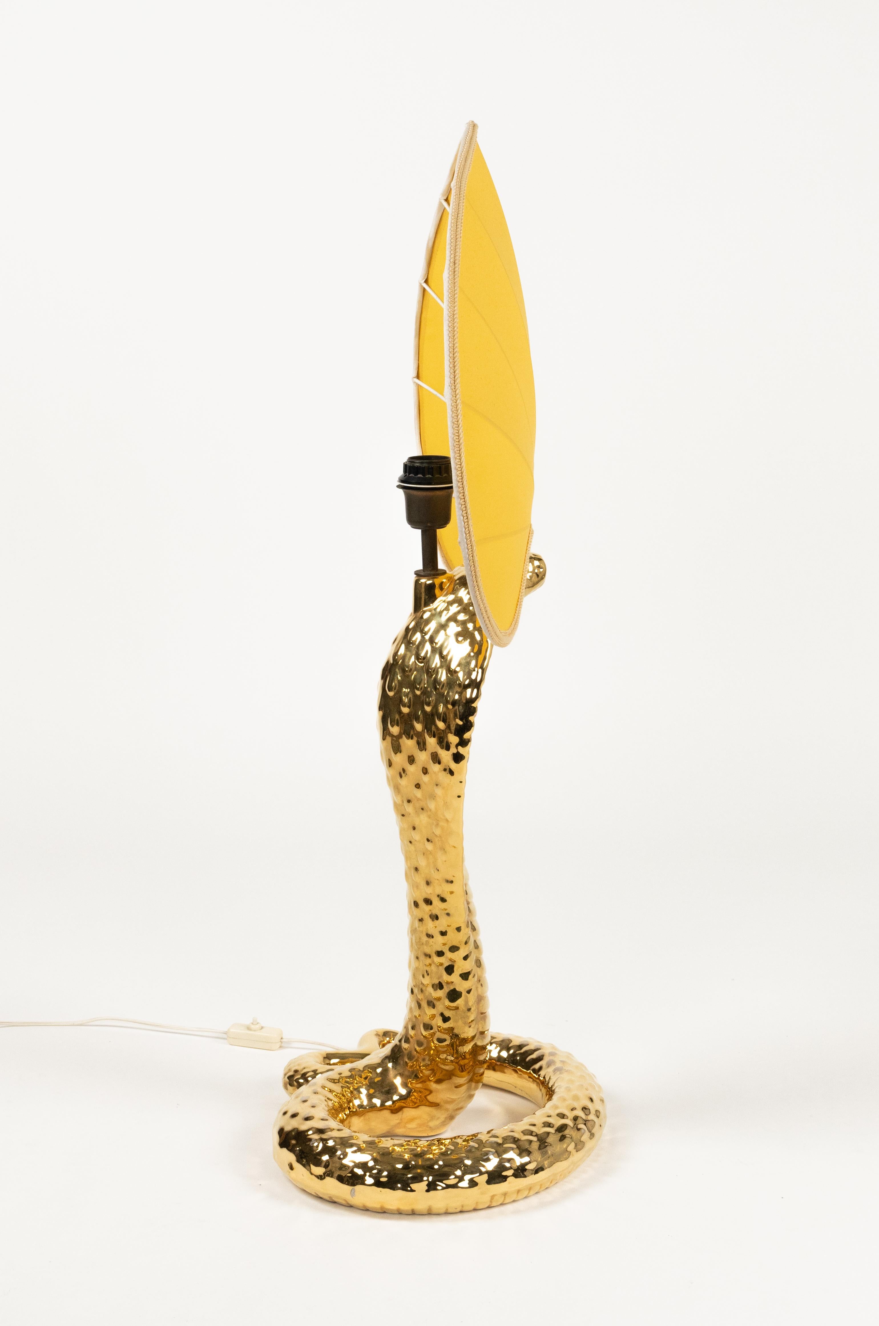 Paar Tischlampen aus Goldkeramik aus der Mitte des Jahrhunderts von Tommaso Barbi, Italien 1970er Jahre im Angebot 4