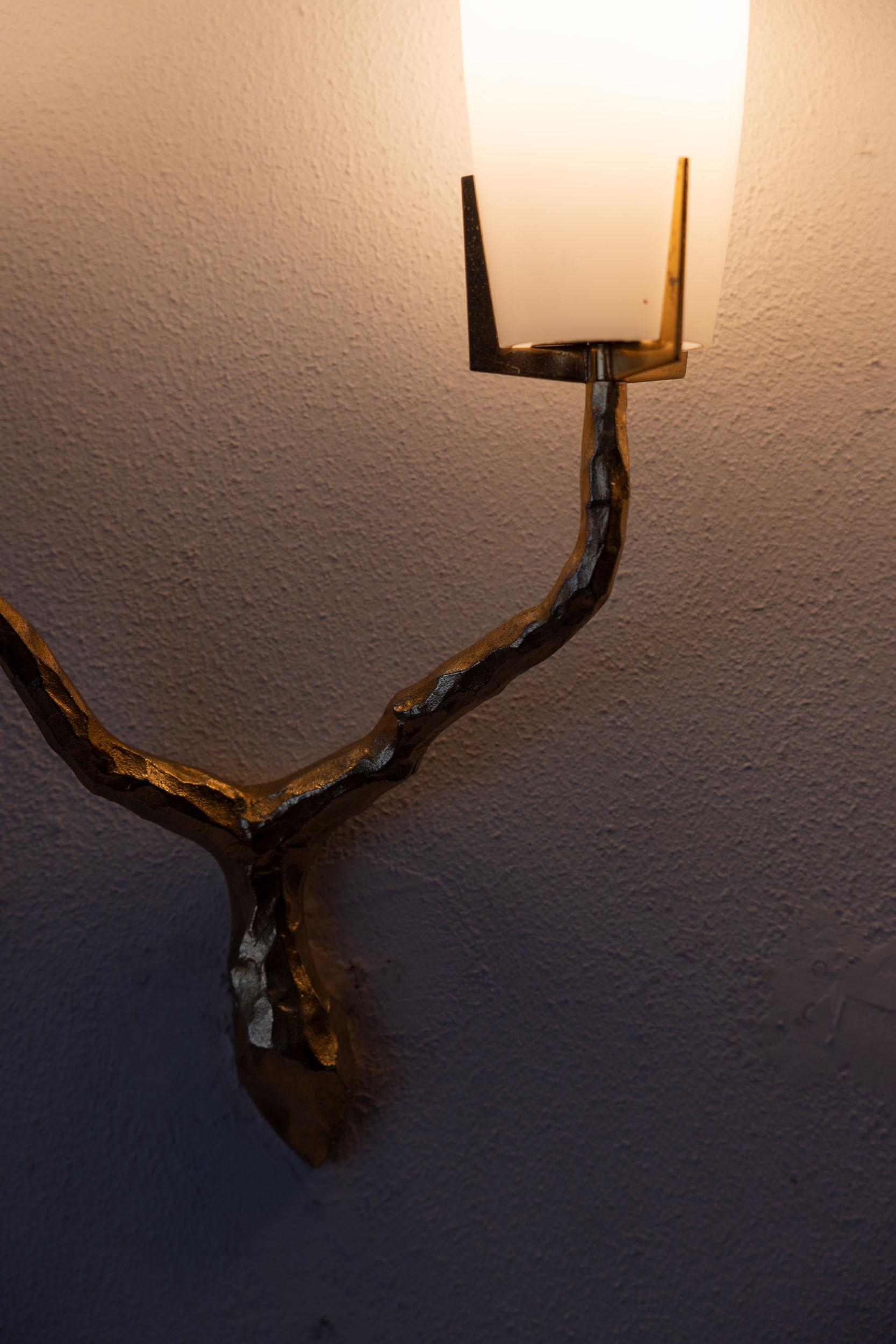 Midcentury pair of wall lights by Maison Arlus, France 1960 For Sale 2