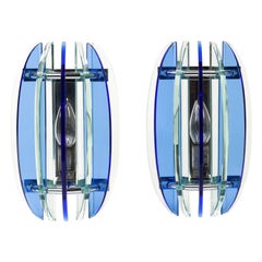 Paar Wandleuchter aus der Mitte des Jahrhunderts aus farbigem Glas und Chrom von Veca, Italien, 1970er Jahre