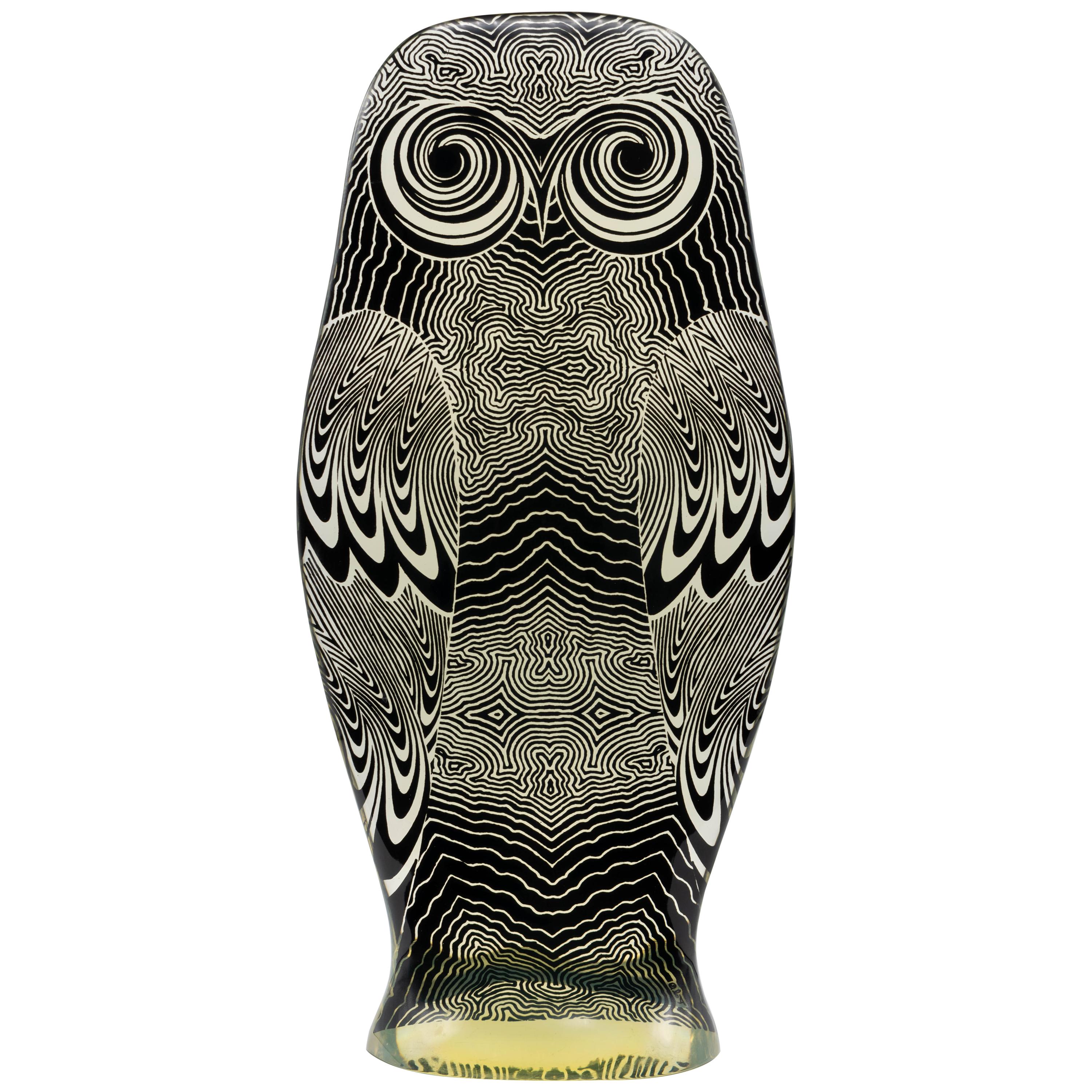 Midcentury Palatnik Op Art Large Lucite Owl Sculpture