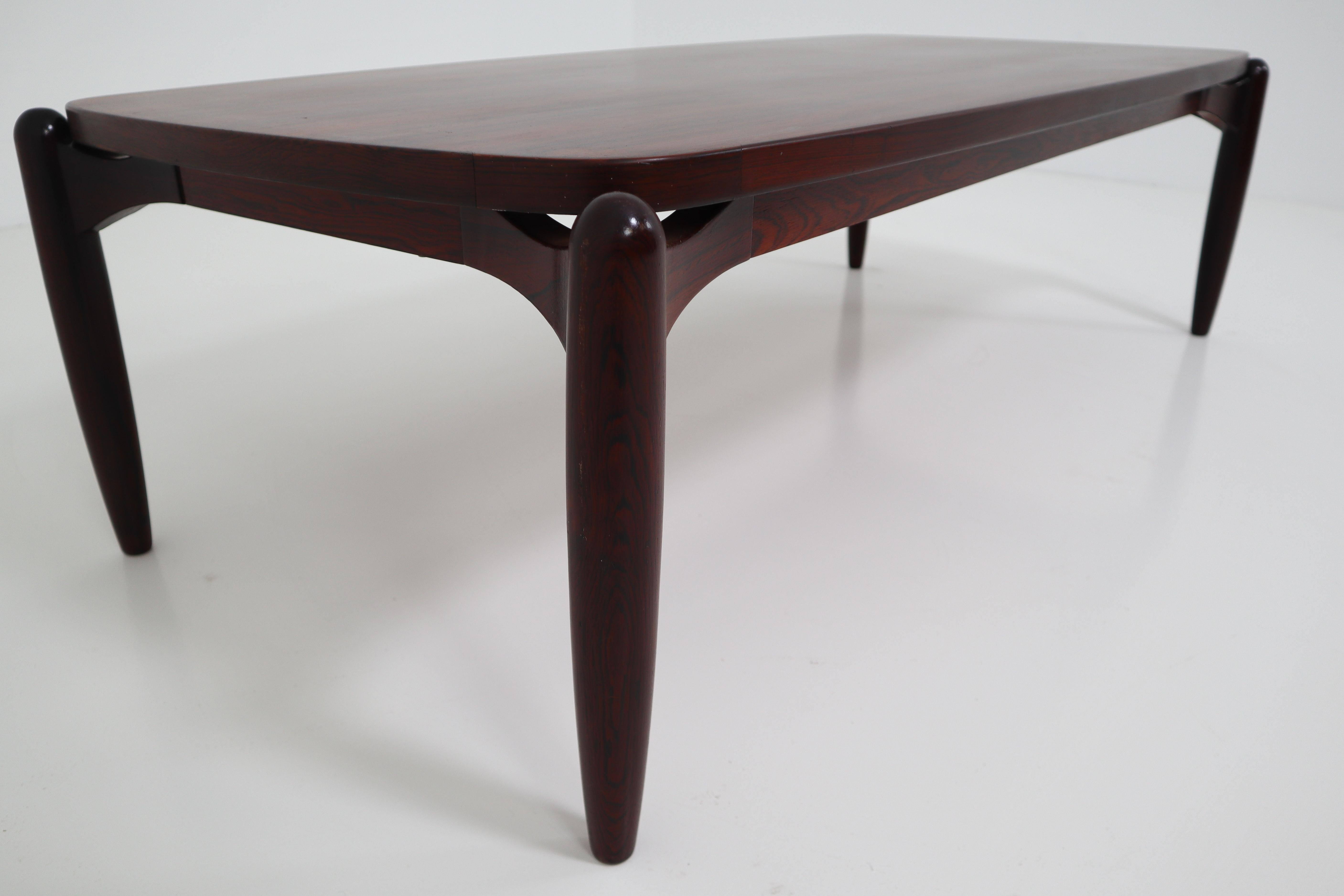 Italian Midcentury Palisander Coffee-Cocktail Table Designed in Italy, 1970