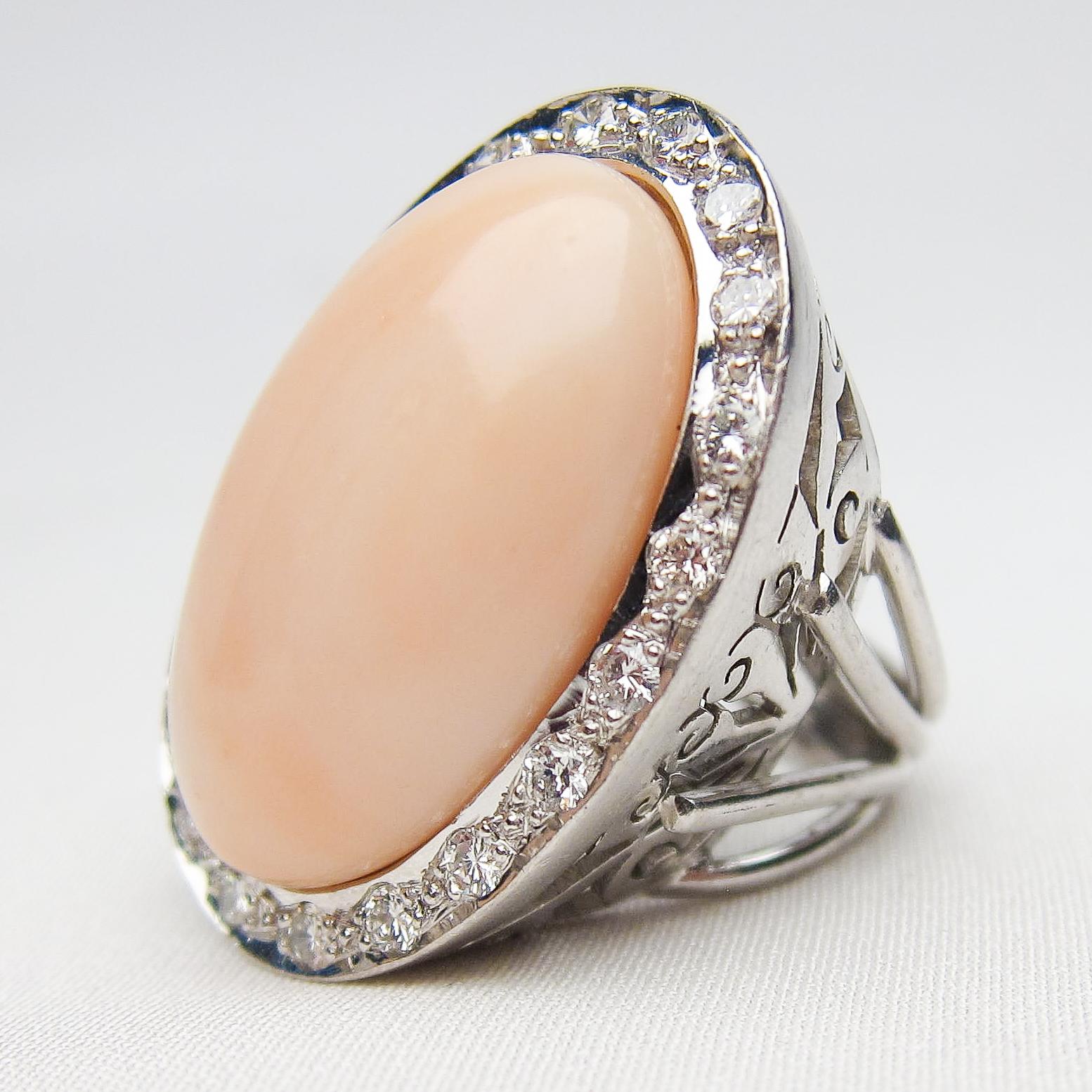 Midcentury Palladium Diamond and 17.3 Carat Coral Cabochon Cocktail Ring In Excellent Condition For Sale In Seattle, WA