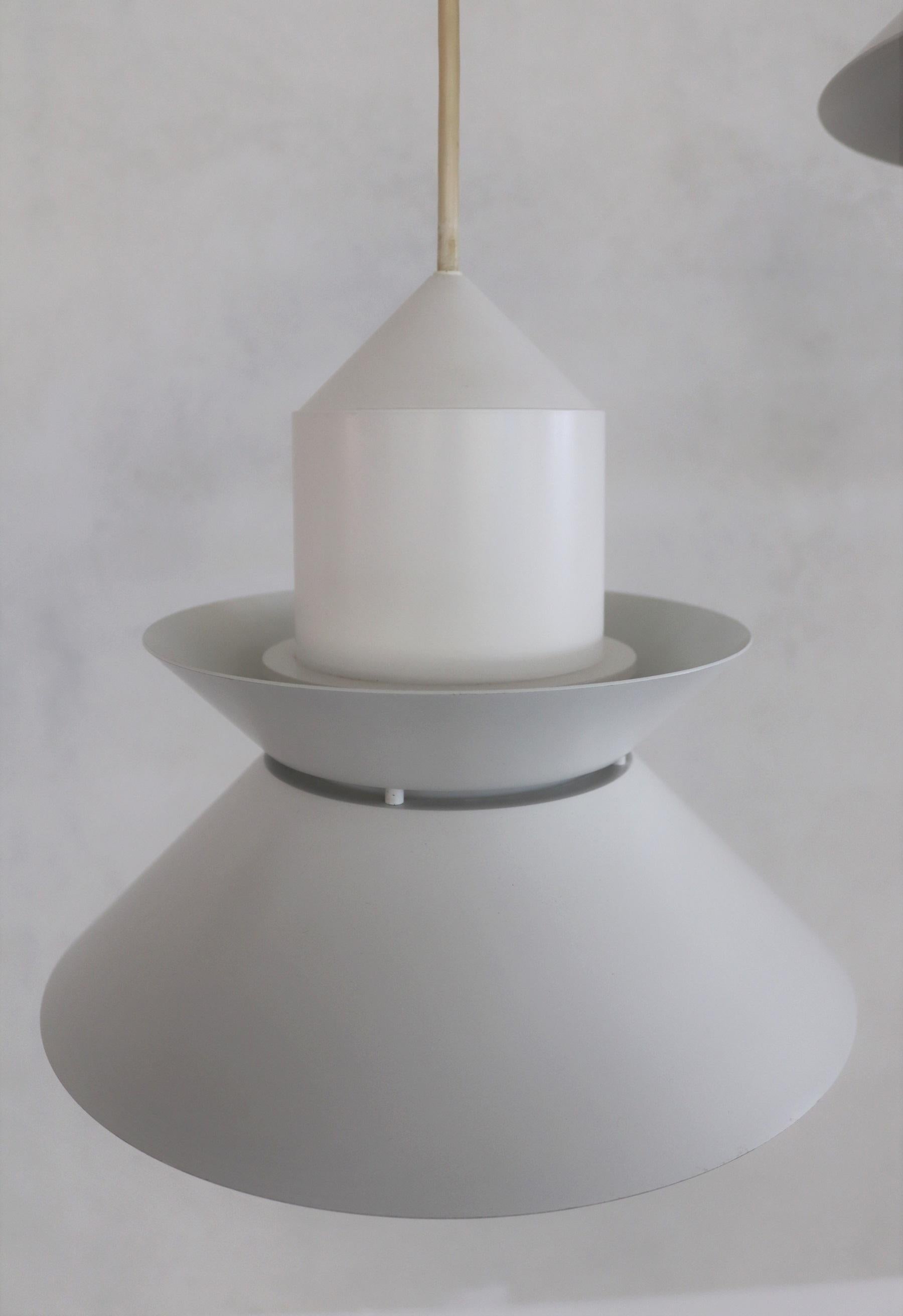 Midcentury Pandant Lamp Nordic Style in Metal and Glass by Glashütte Limburg 80s For Sale 5