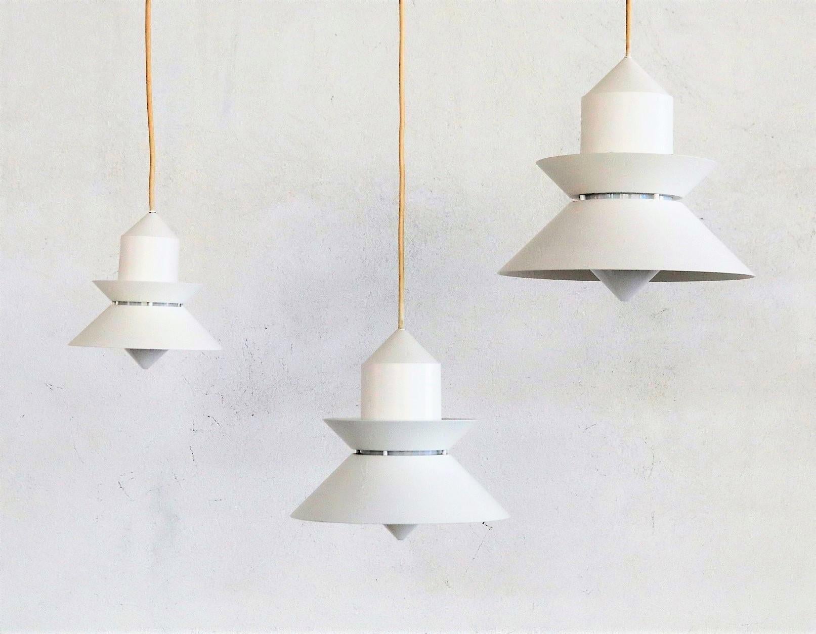 Mid-Century moderno Lampada Pandant di metà secolo in stile nordico in metallo e vetro di Glashütte Limburg anni '80 in vendita