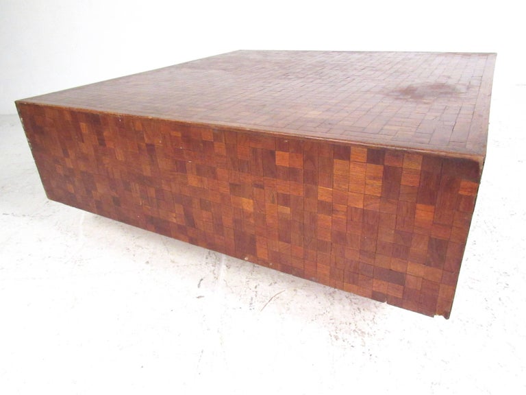Midcentury Parquet Coffee Table in the Style of Milo Baughman In Good Condition For Sale In Brooklyn, NY