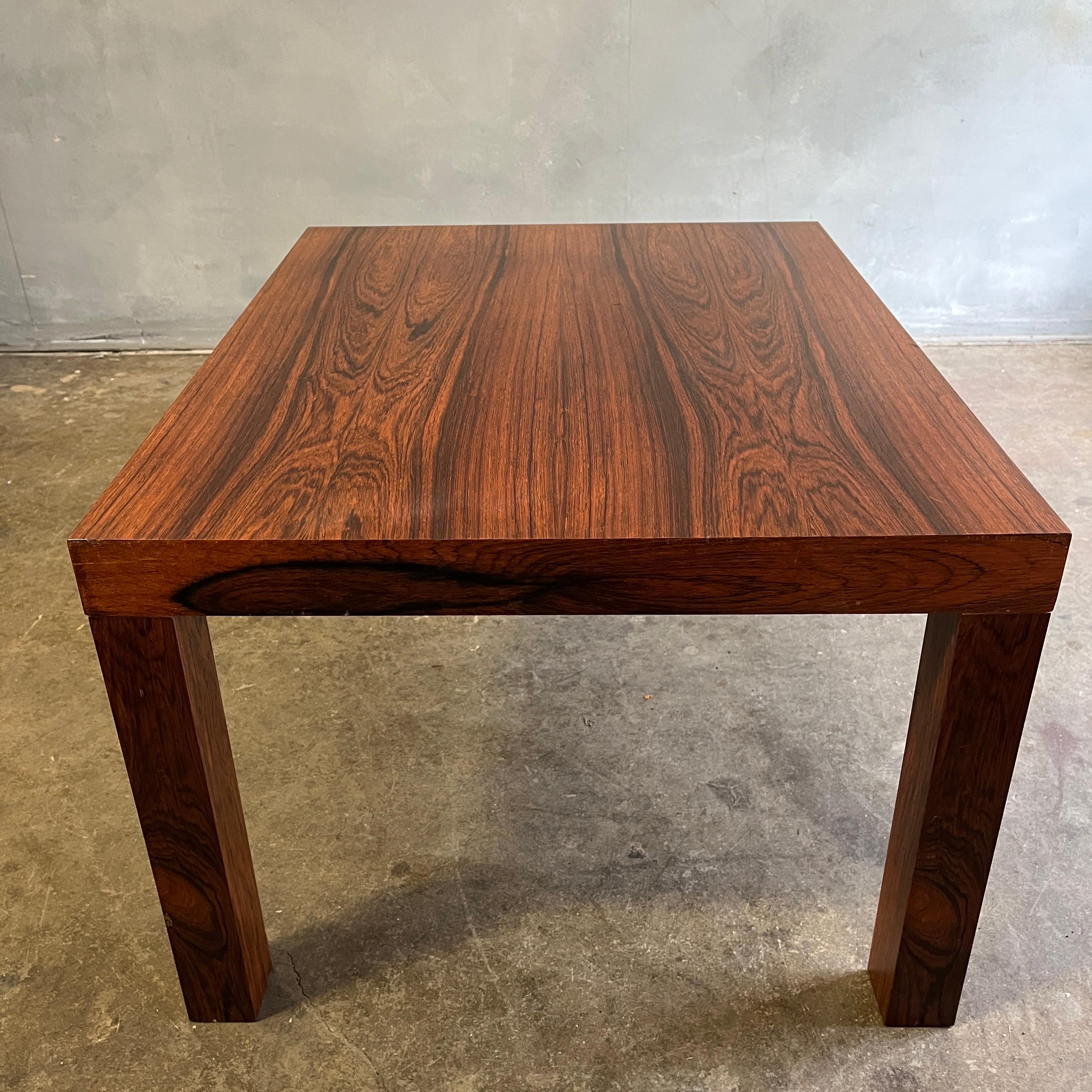 20th Century Midcentury Parsons Small Coffee or End Table For Sale