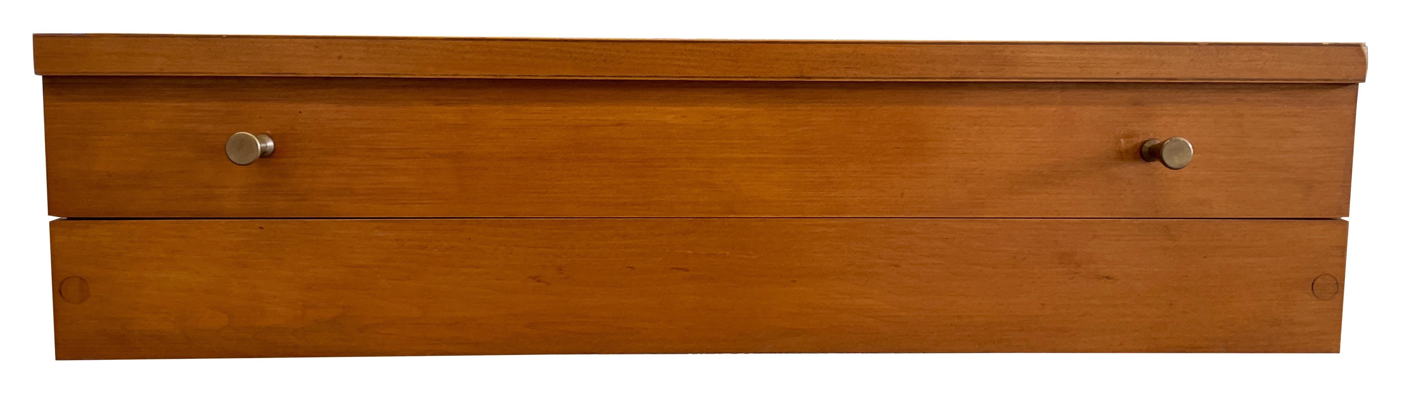 Mid-Century Modern Coffre à bijoux suspendu Paul McCobb #1559 érable Laiton en vente