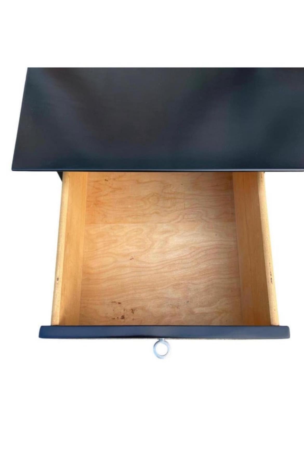 Midcentury Paul McCobb #1560 Double Drawer Desk Black Lacquer Finish In Good Condition For Sale In Brooklyn, NY