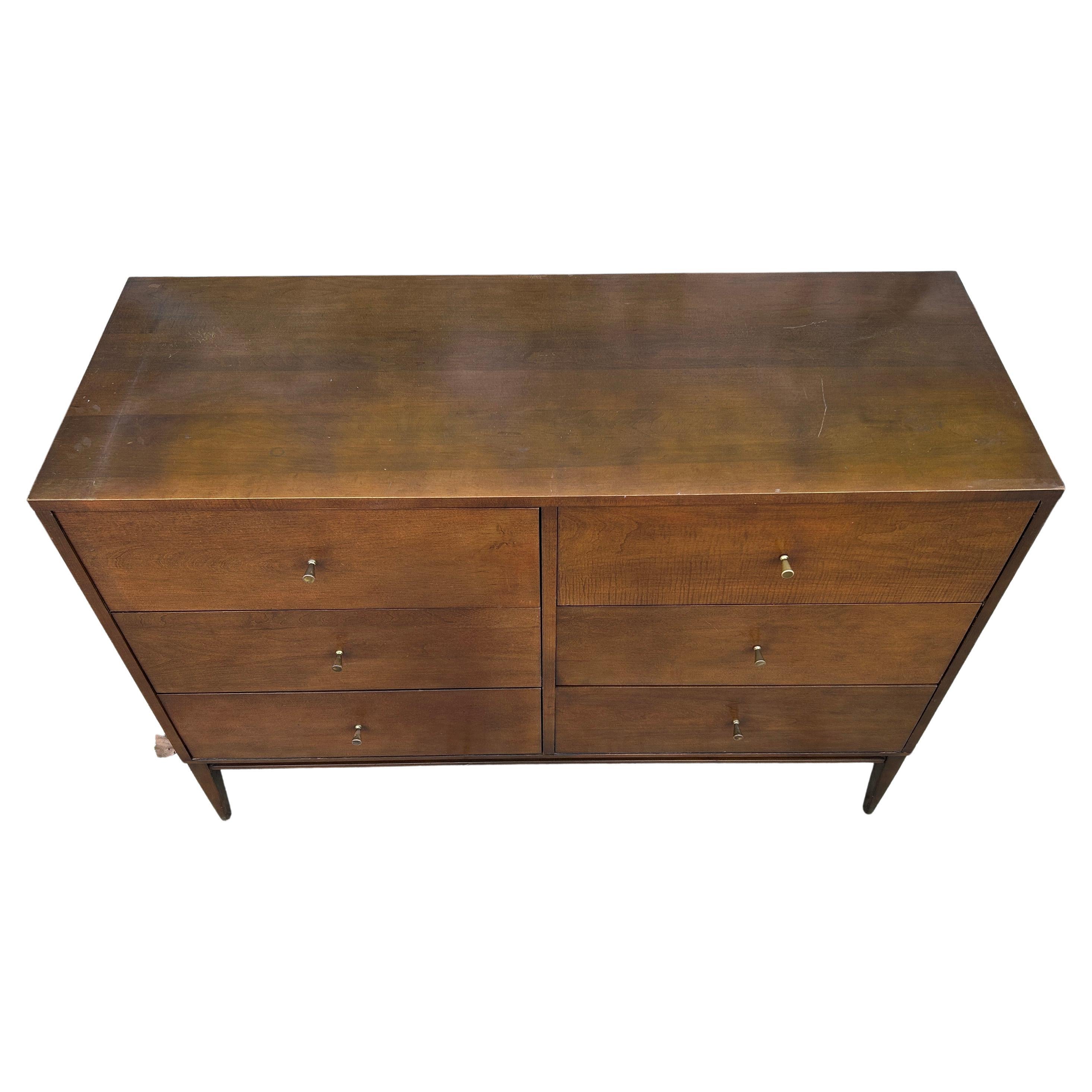 American Midcentury Paul McCobb 6 Drawer Dresser Credenza #1509 Walnut finish Brass pulls