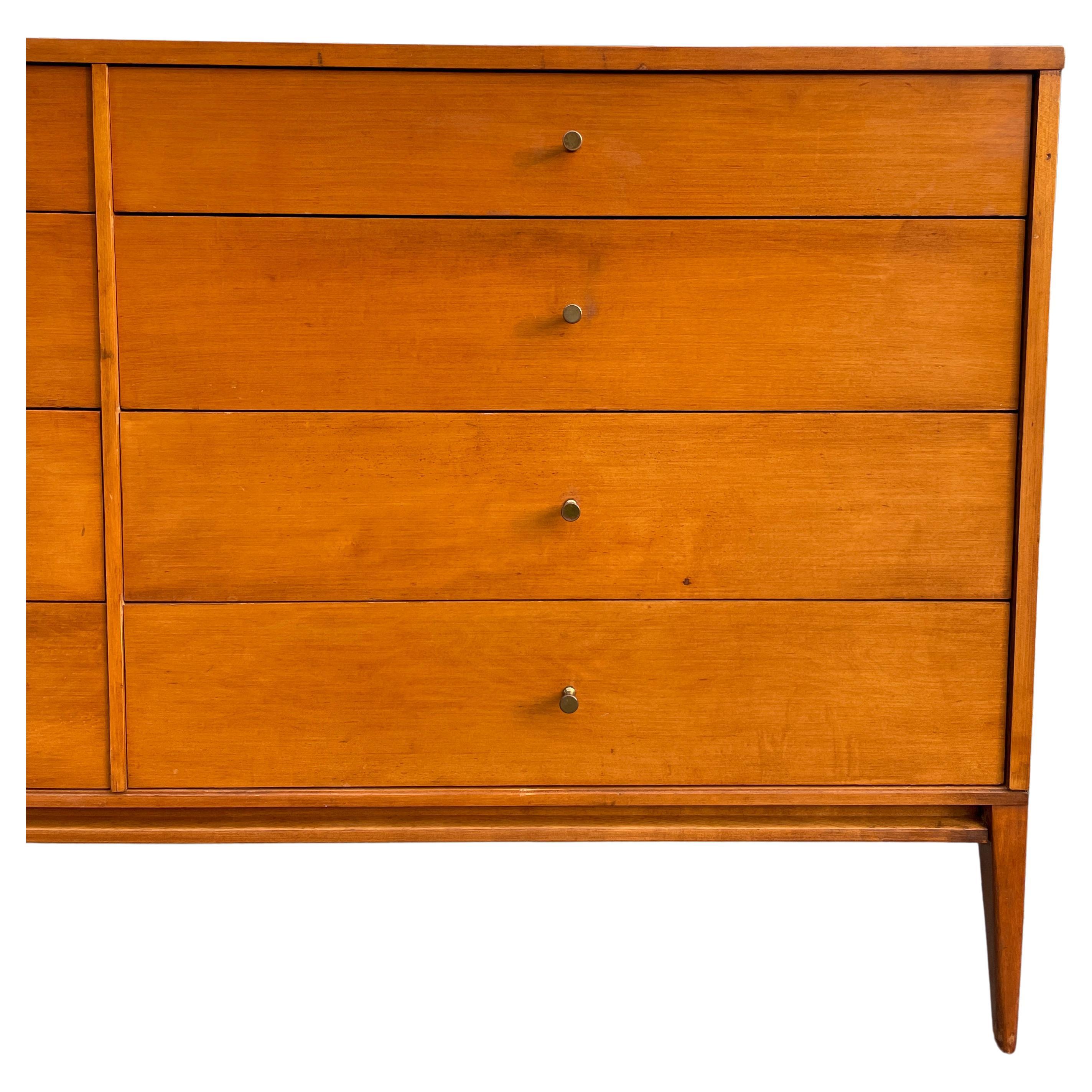 American Midcentury Paul McCobb 8-Drawer Dresser Credenza #1507 Blonde Maple Brass Pulls