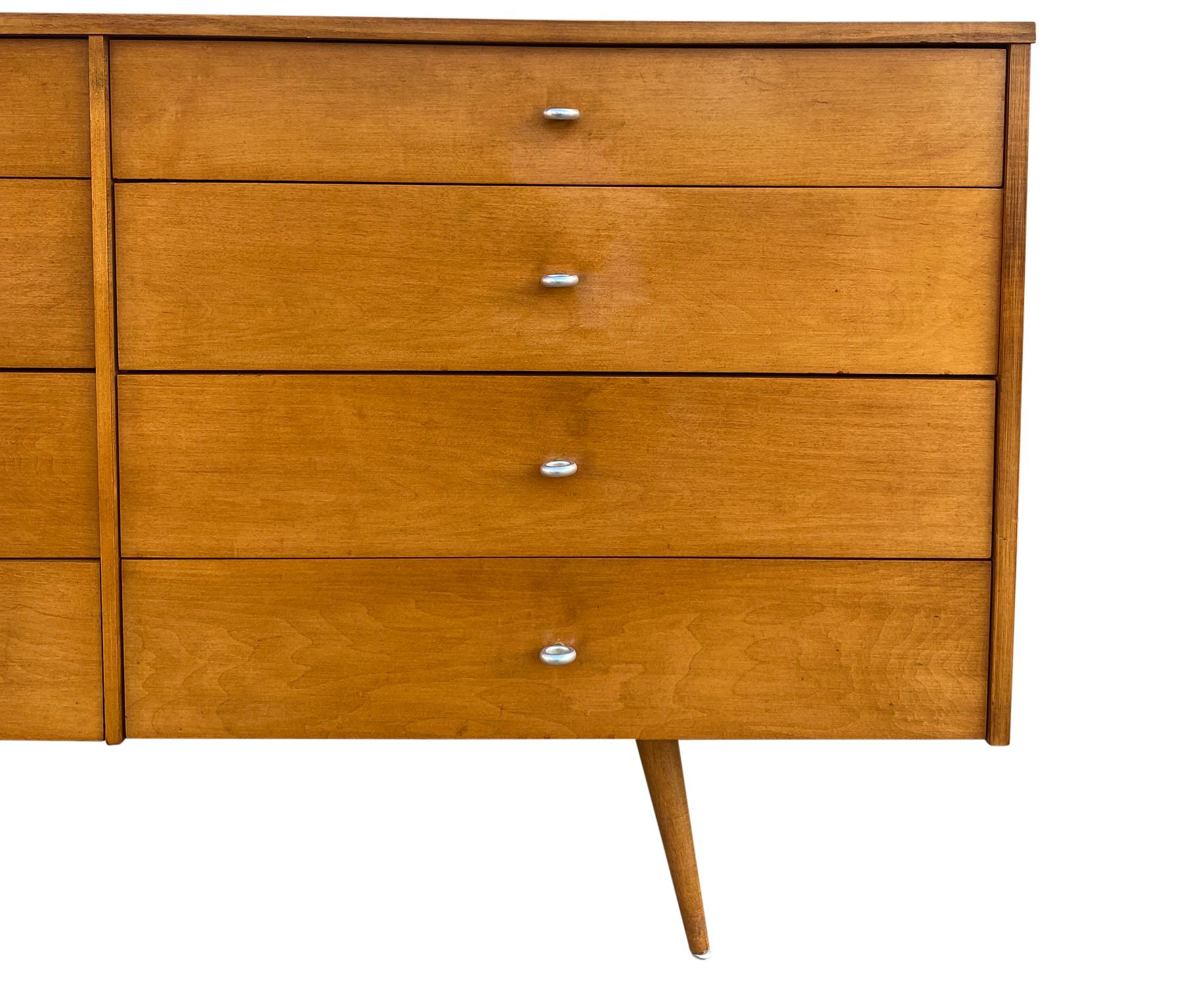 Midcentury Paul McCobb 8-Drawer Dresser Credenza #1507 Maple Ring Pulls In Good Condition In BROOKLYN, NY