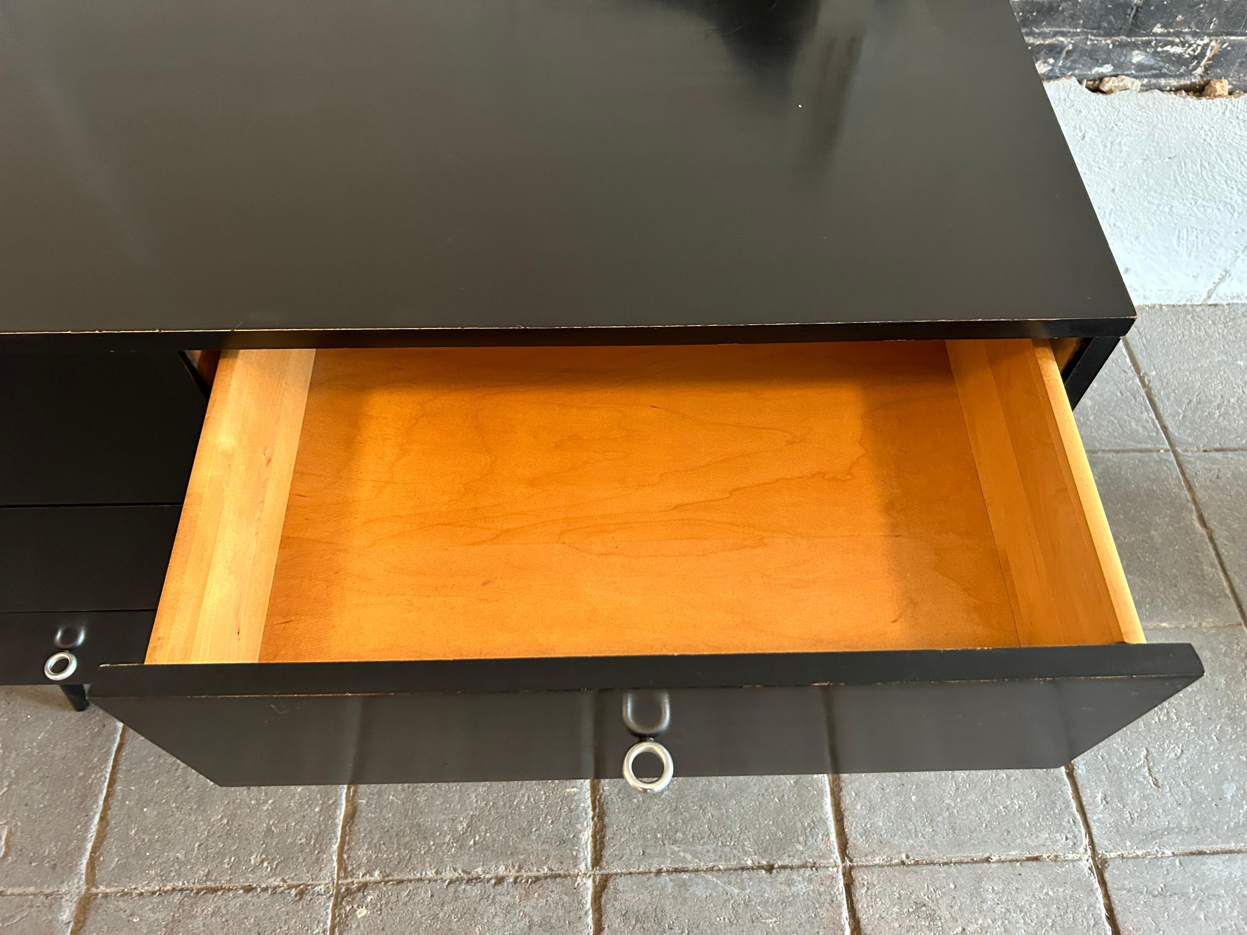 Midcentury Paul McCobb Black 6 Drawer Dresser Credenza #1509 Ring Pulls en vente 1