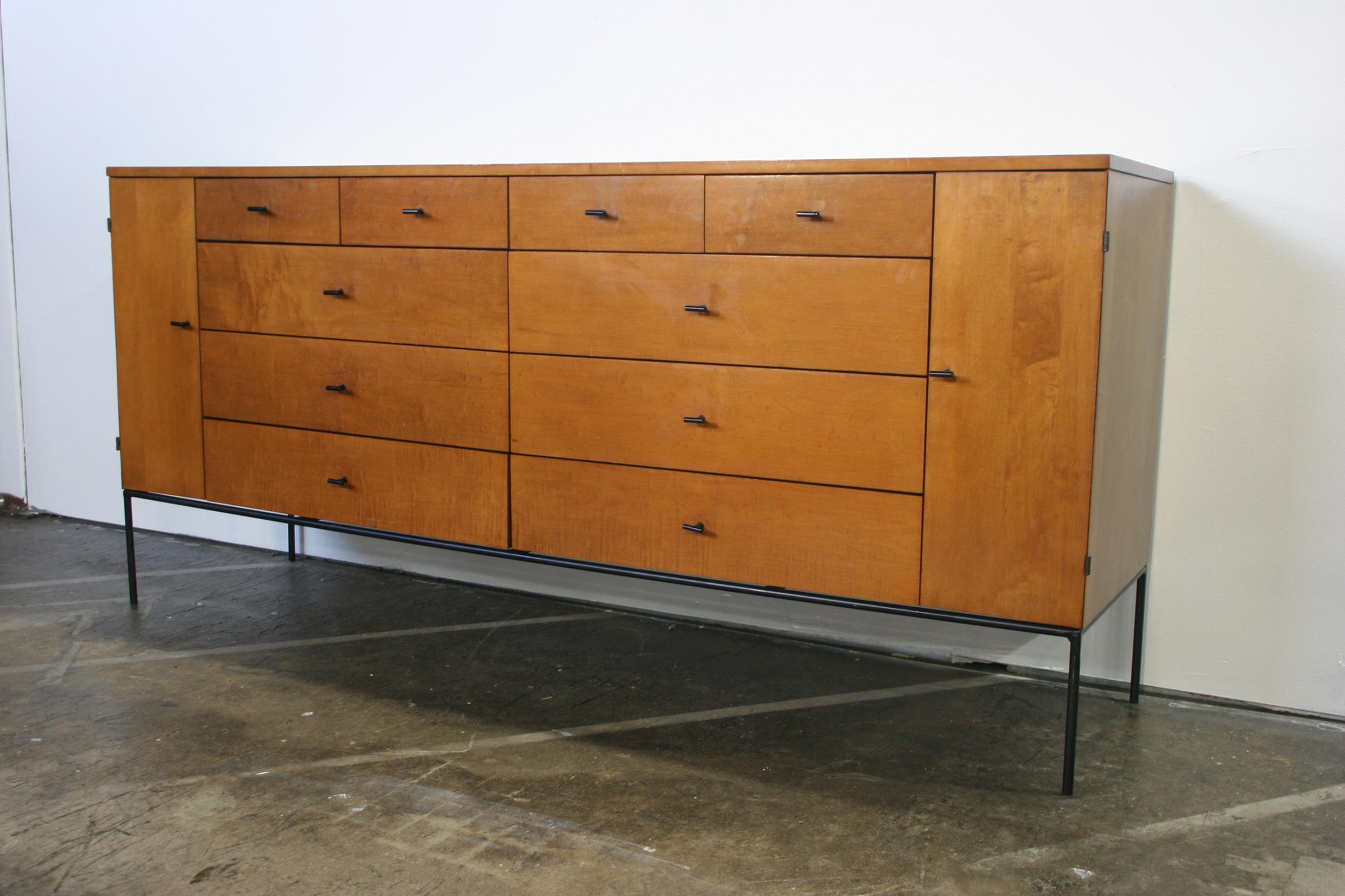 Mid-Century Modern Midcentury Paul McCobb Maple 20-Drawer Dresser #1510 Tobacco Finish T Pulls