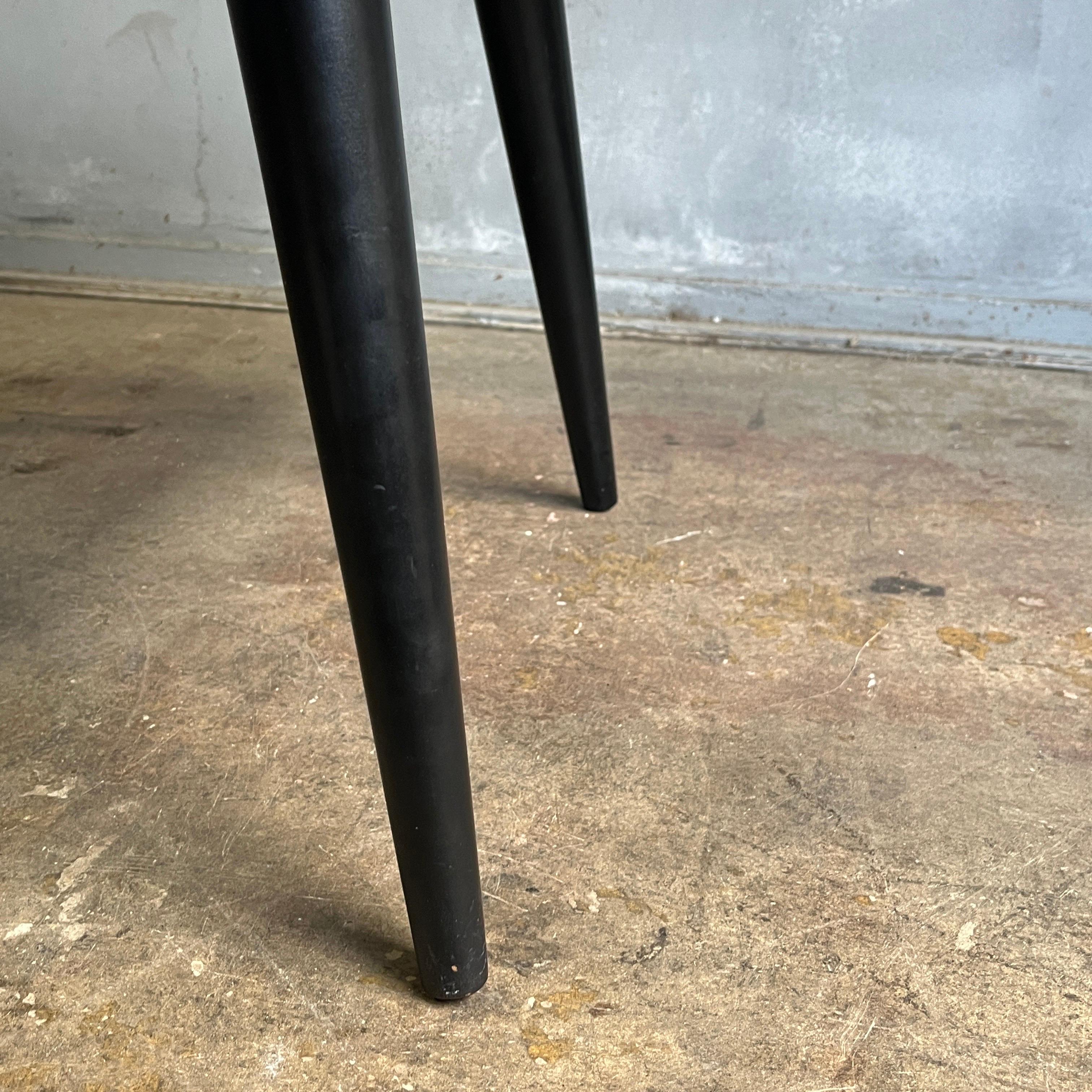 Mid-Century Paul McCobb Side Table Black Lacquer In Good Condition In BROOKLYN, NY