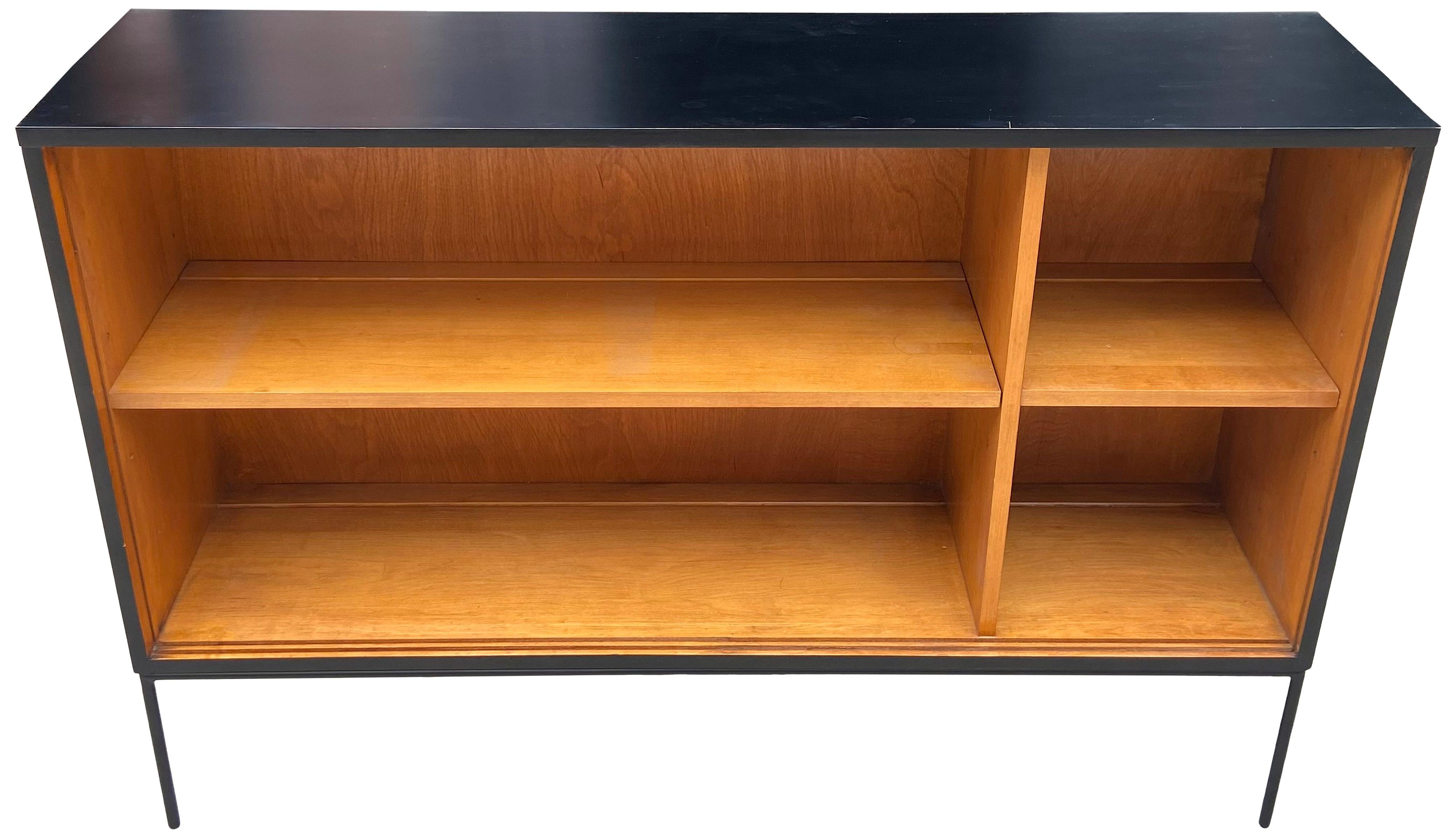 Midcentury Paul McCobb Single Wide Bookshelf Two Toned In Good Condition In BROOKLYN, NY