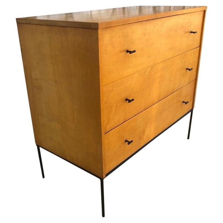 Mid-Century Modern Crédence commode à trois tiroirs Paul McCobb n° 1508 en érable blond avec poignées en T en vente
