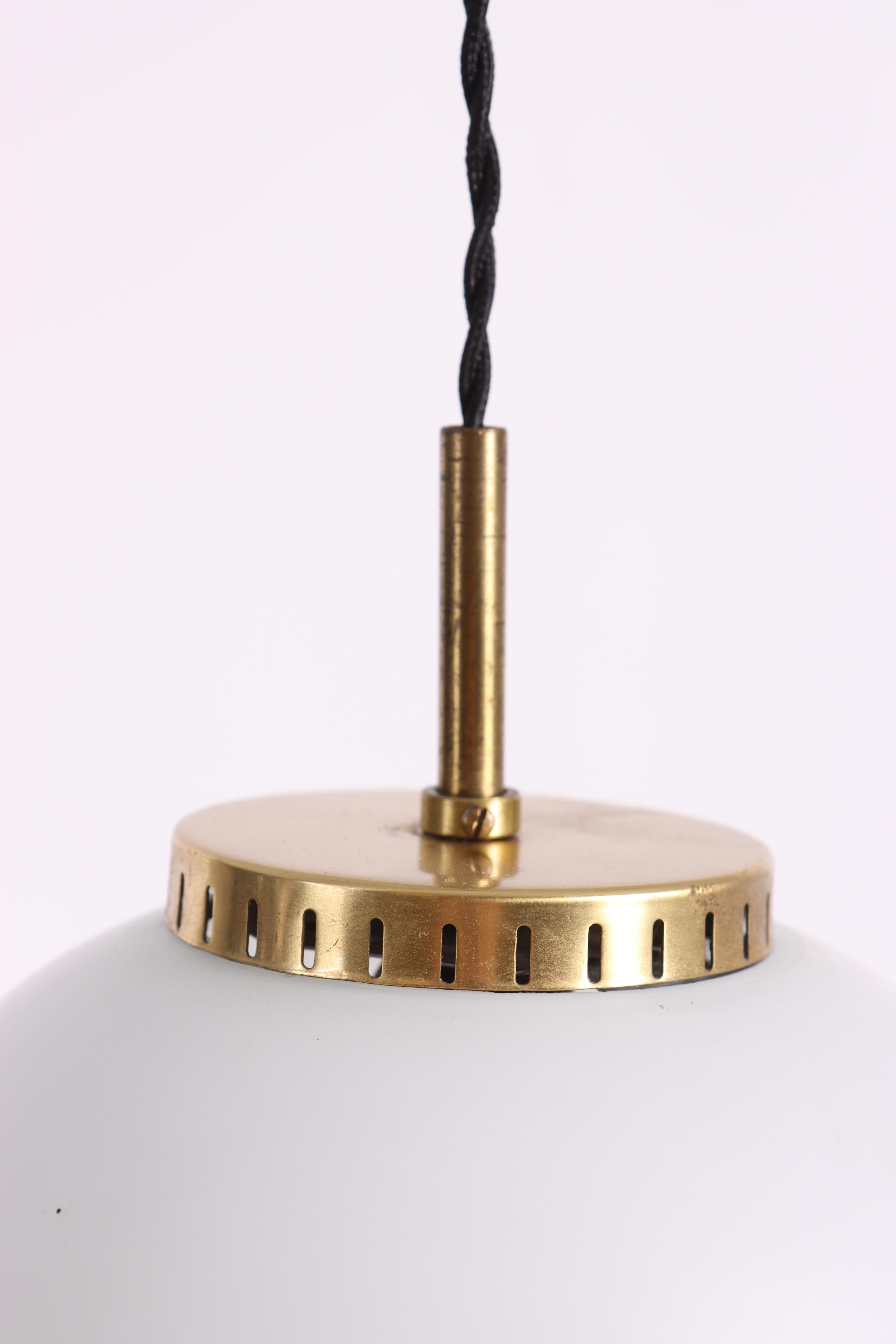 Ciondolo a nocciolina del Medioevo di Bent Karlby, design danese, anni '50 In condizioni ottime in vendita a Lejre, DK