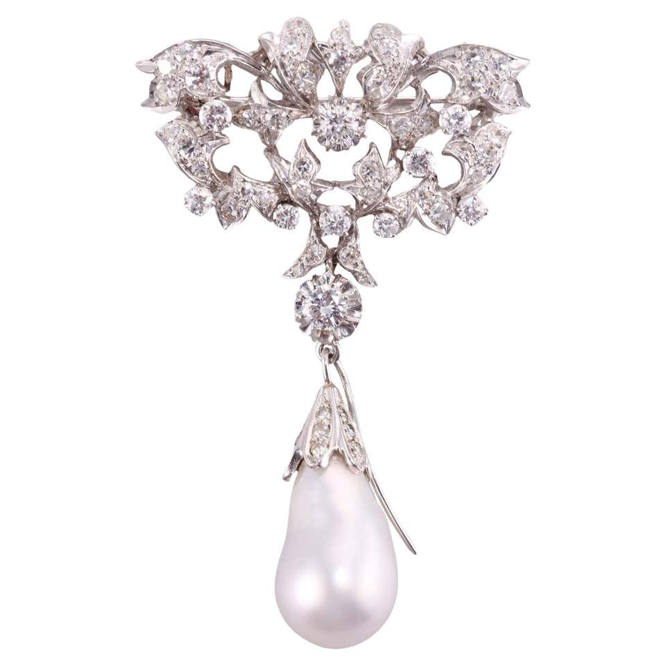 Gold Diamond Pearl Brooch Pin For Sale at 1stDibs | diamond brooch pin ...