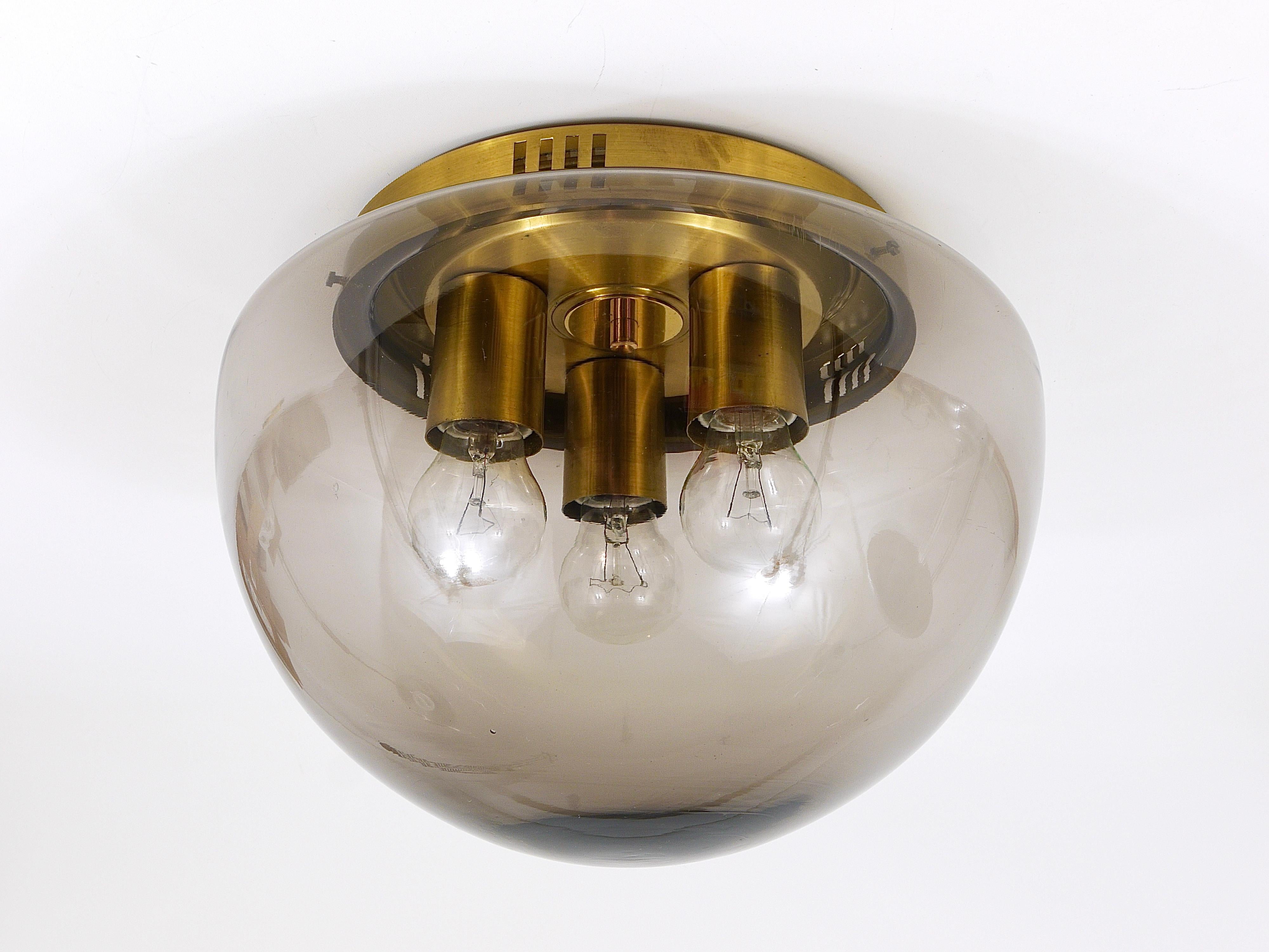 Midcentury Peill & Putzler Glass Globe Flushmount Ceiling Lamp, Germany, 1970s For Sale 4