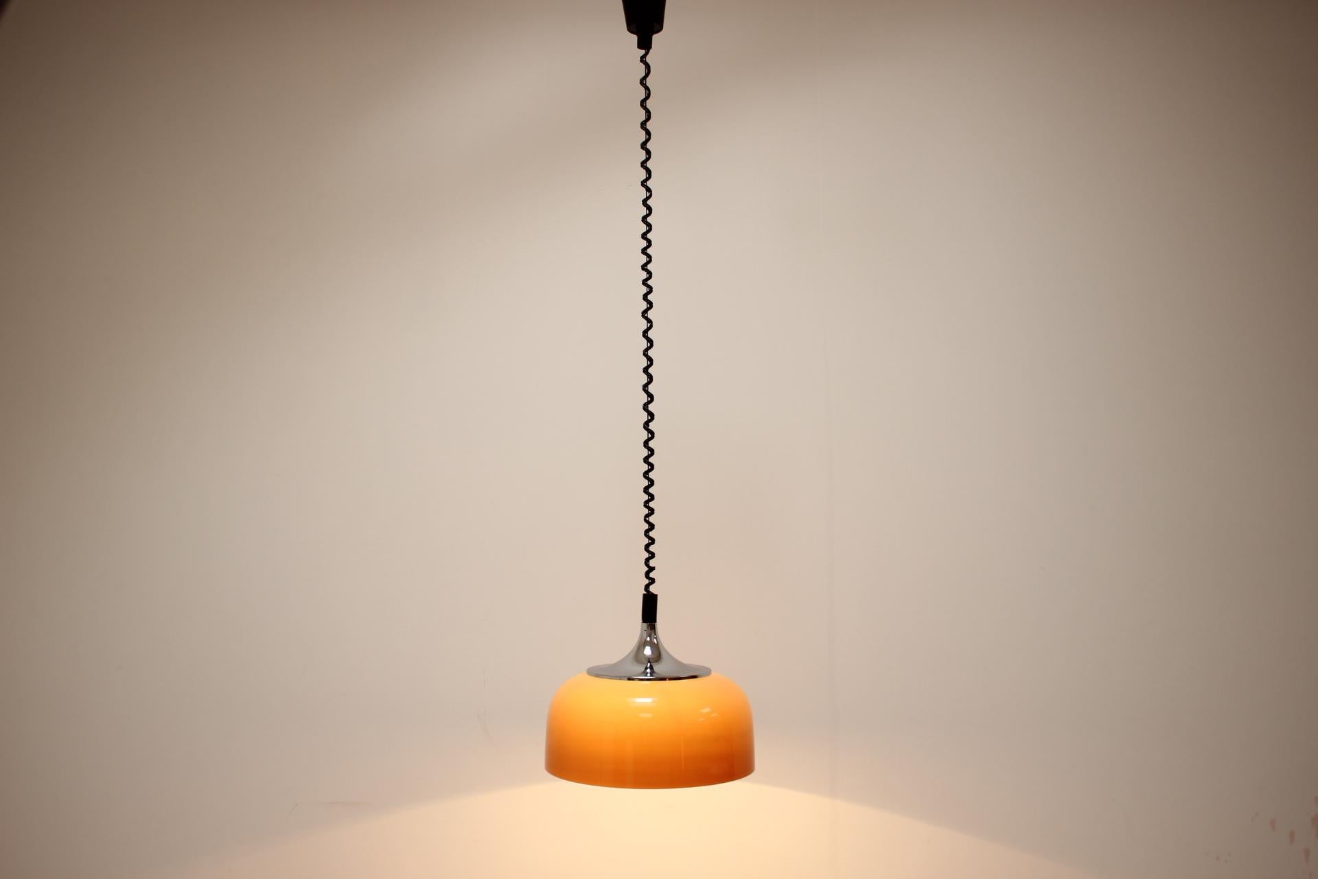 Midcentury Pendant by Harvey Guzzini for Meblo, Italy For Sale 3