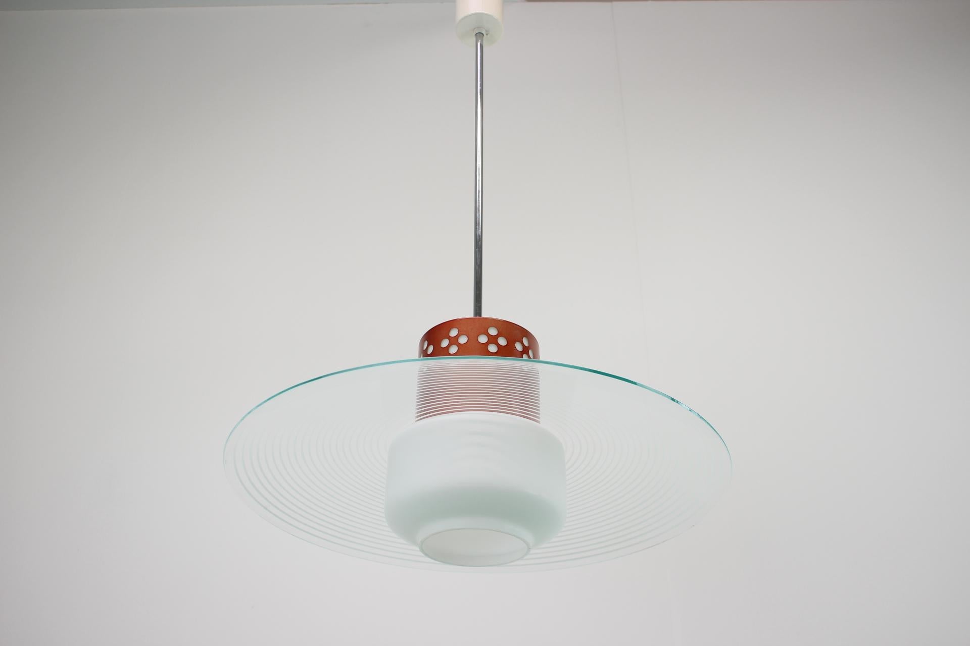 Midcentury Pendant by Valašské Meziříčí, Czechoslovakia, 1970s In Good Condition For Sale In Praha, CZ