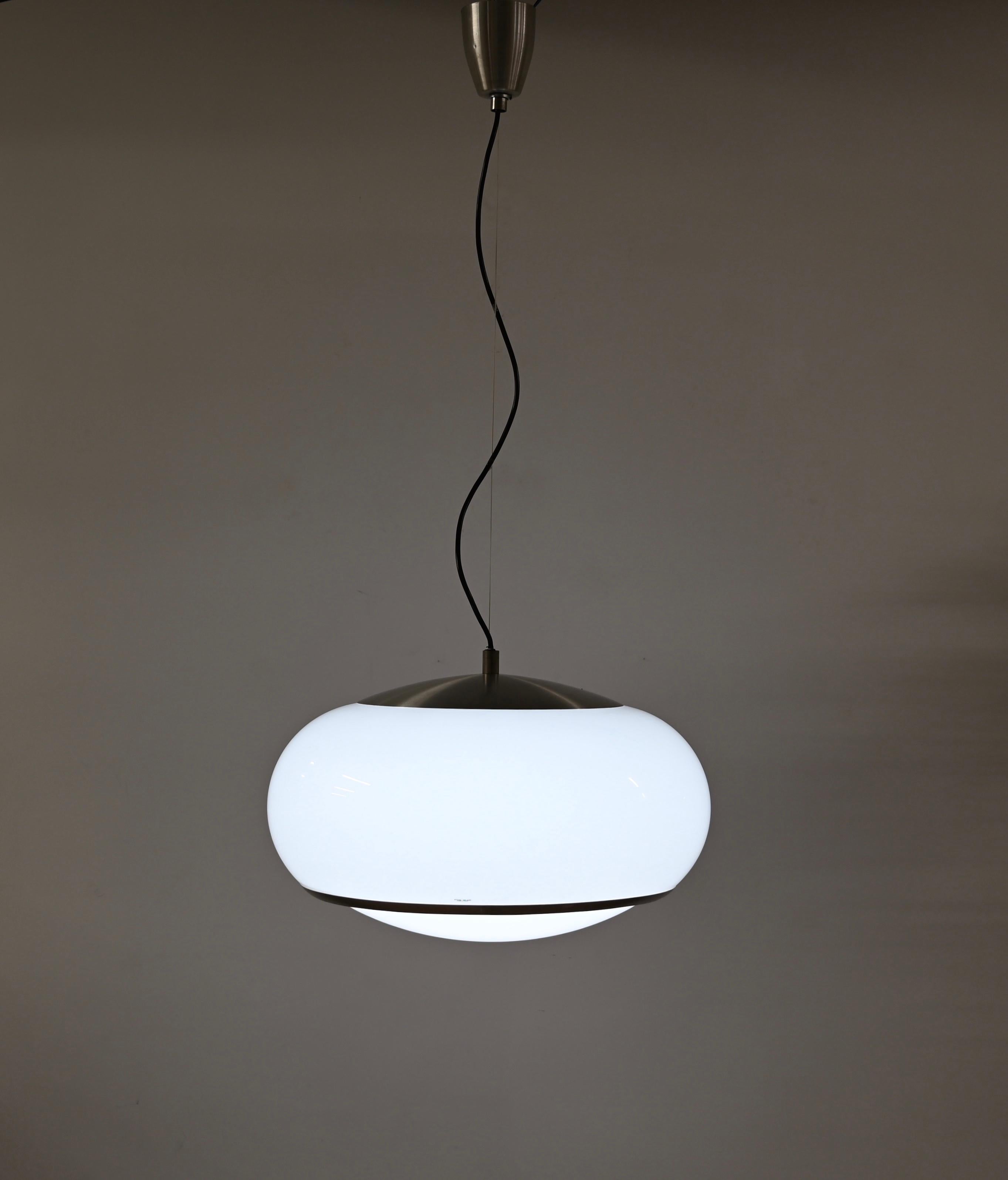 Midcentury Pendant Chandelier by Stilux Milano, White Perspex, Italy 1960s For Sale 1