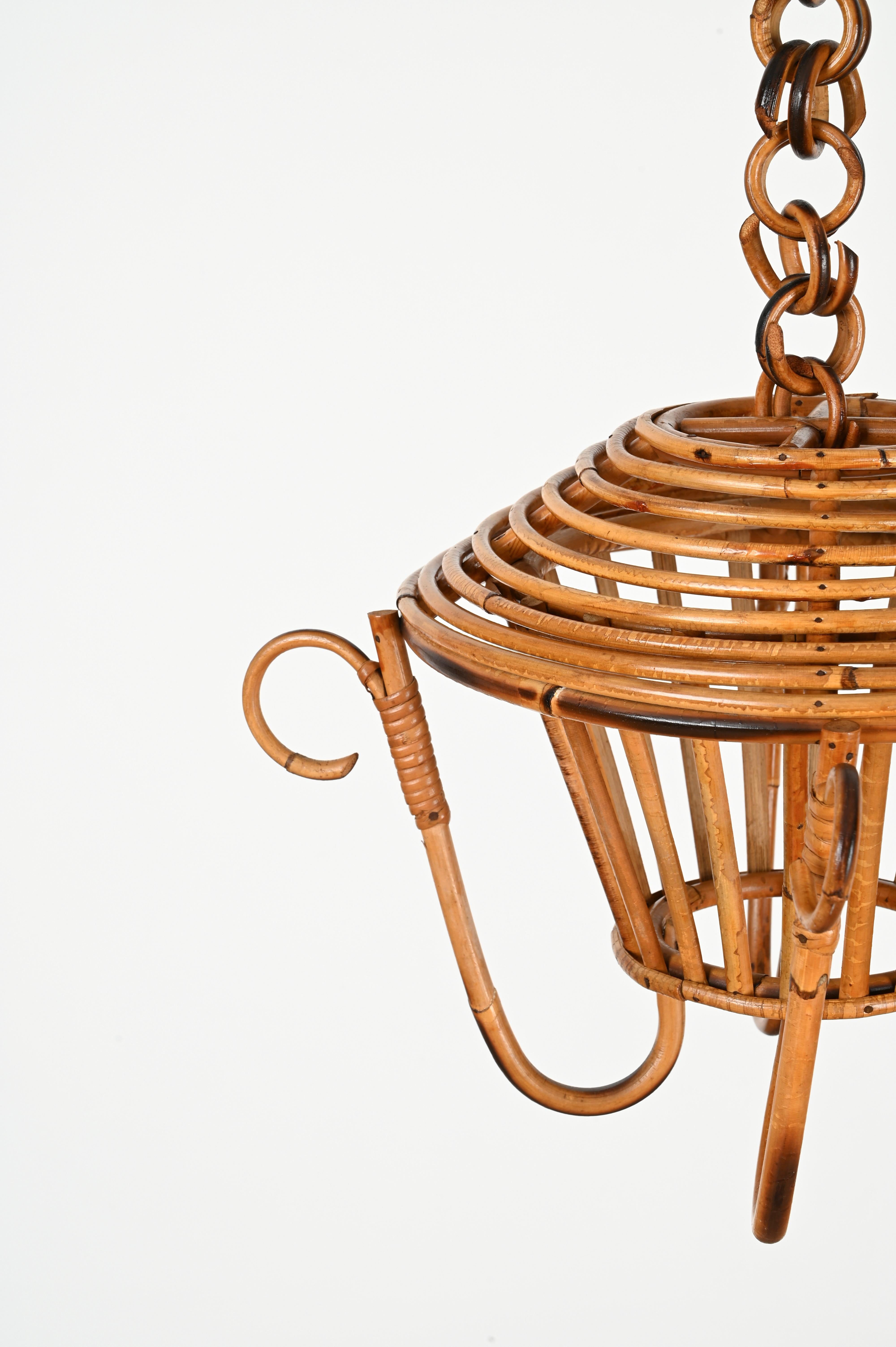 Lampadario a sospensione di metà secolo in bambù, rattan e vimini, Sognot, Francia anni '60 in vendita 1