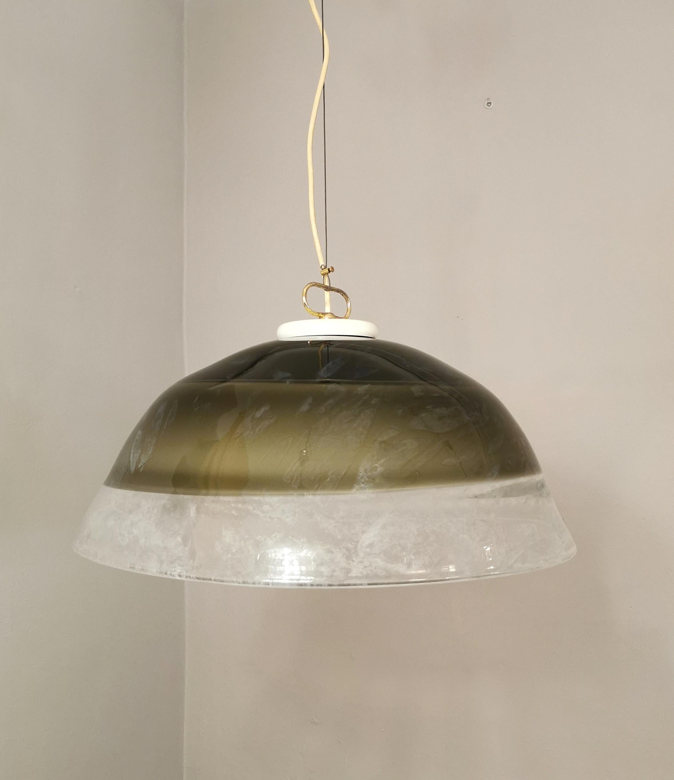 Midcentury Pendant Chandelier Murano Glass Fratelli Toso for Leucos Italy 1970s In Good Condition For Sale In Palermo, IT