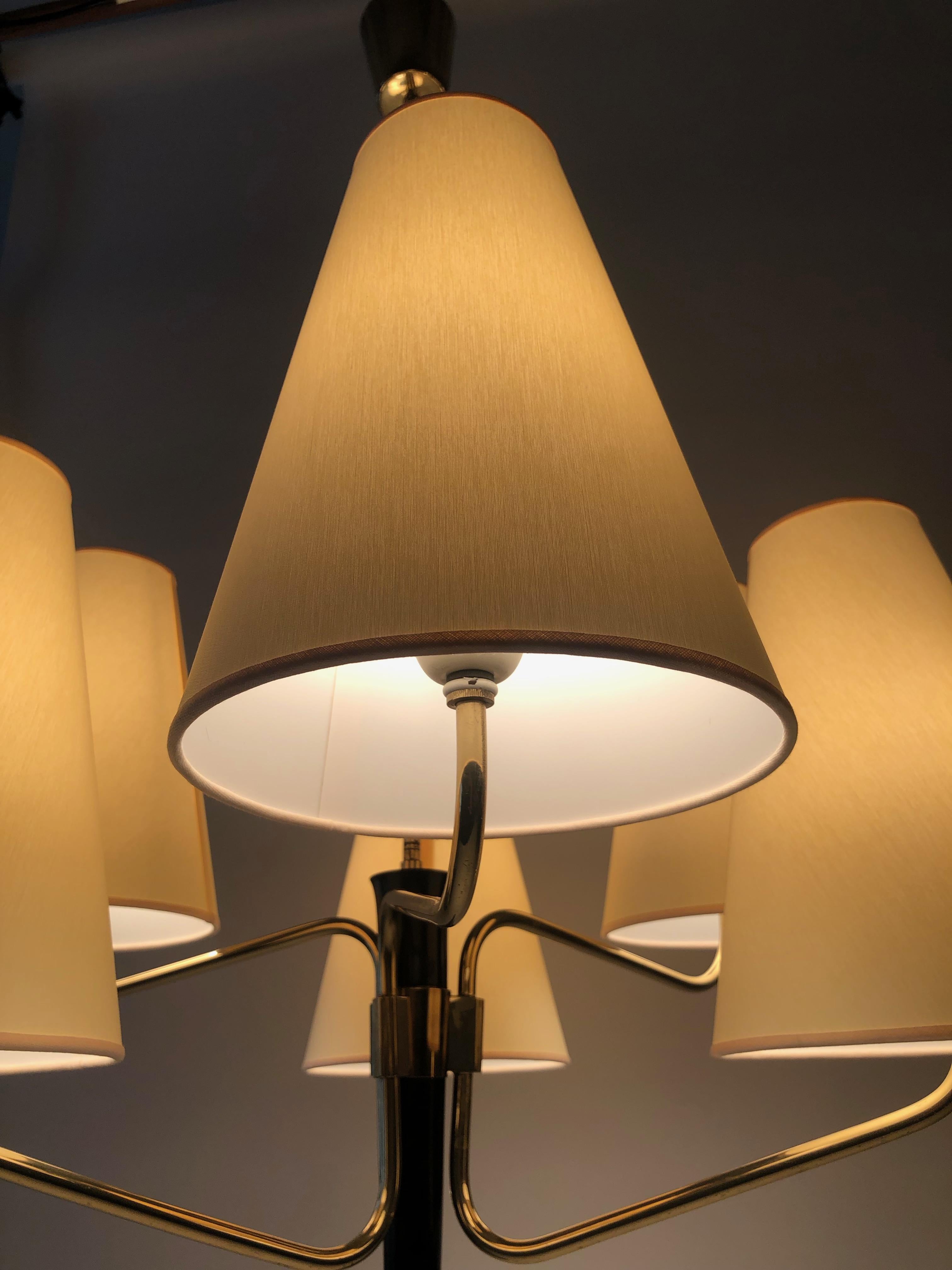Midcentury Pendant Lamp in Brass from Rupert Nikoll, Austria with 6 Silk Shades For Sale 5