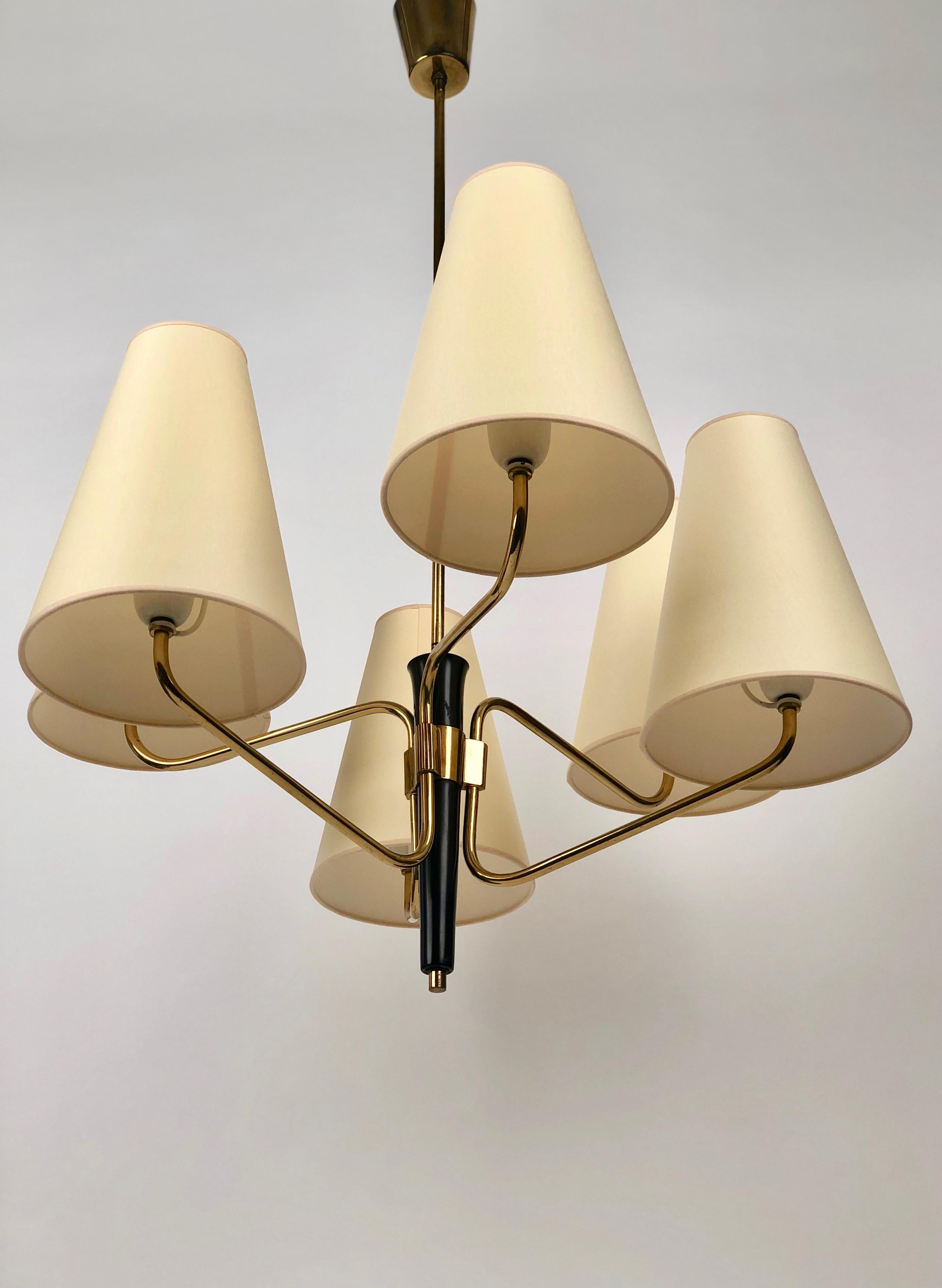 Blackened Midcentury Pendant Lamp in Brass from Rupert Nikoll, Austria with 6 Silk Shades For Sale