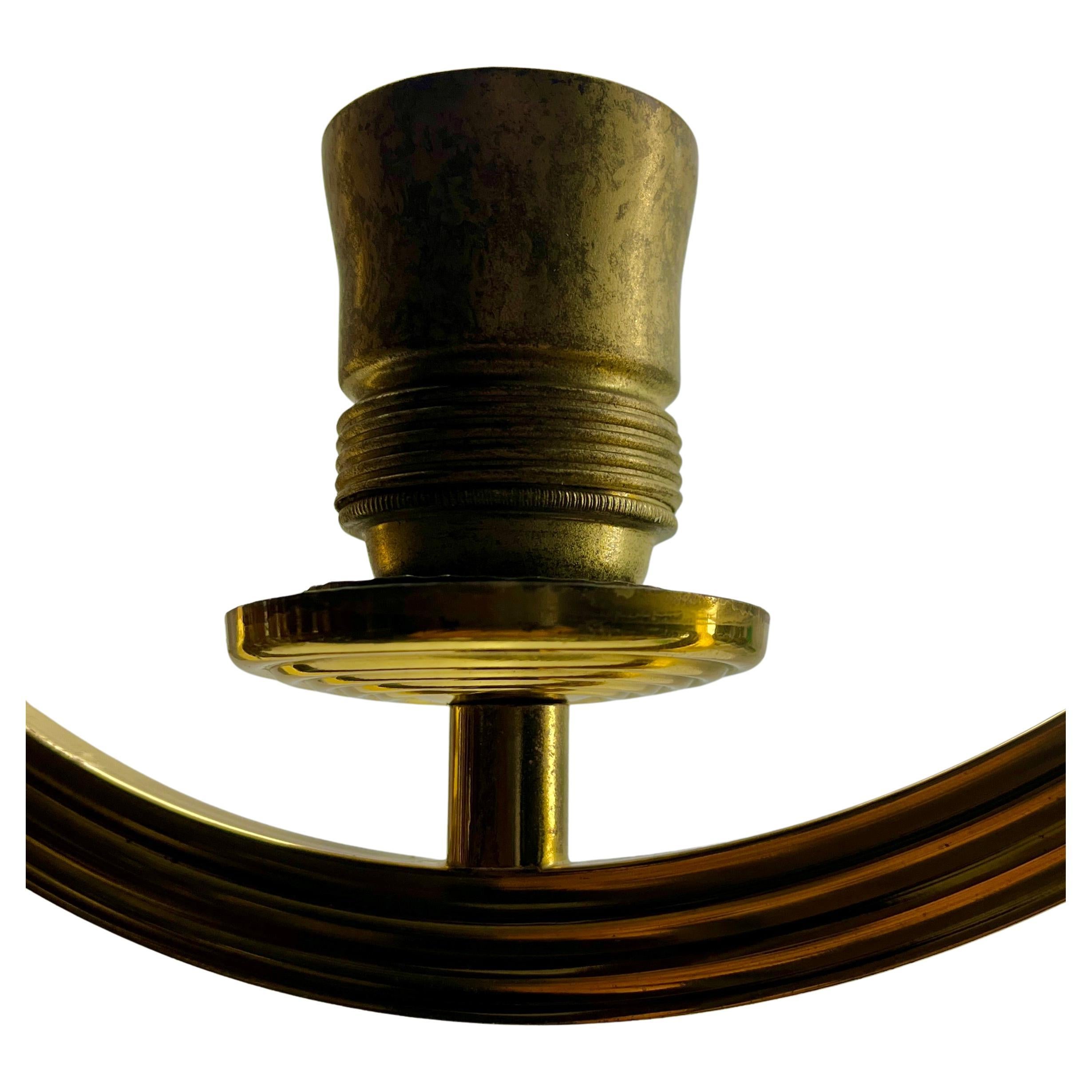 Metà XX secolo Lampada a sospensione Midcentury Lobby Light in ottone e paralume opalino, anni '50 in vendita