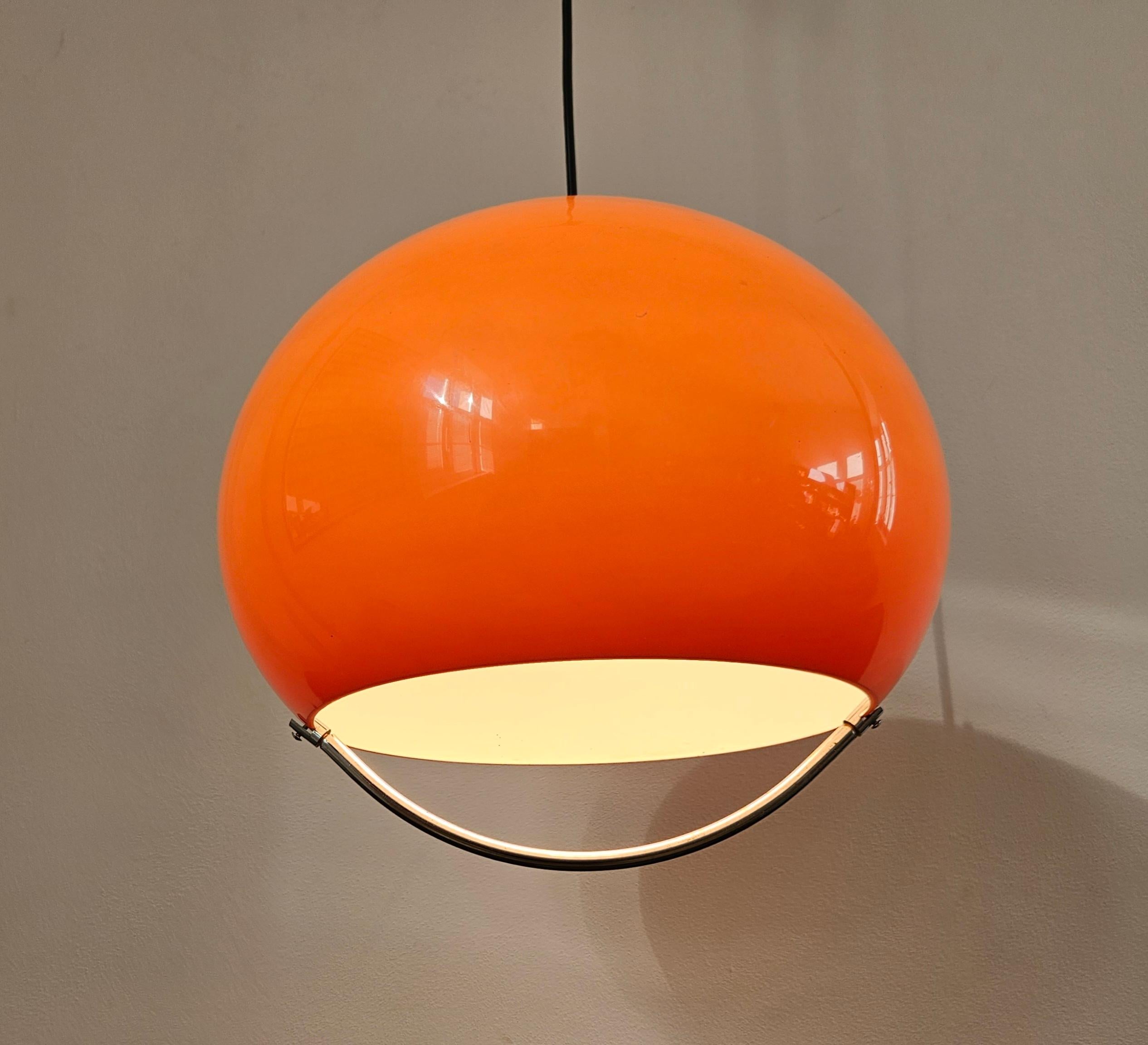 Midcentury Pendelleuchte Meblo, Harvey Guzzini, Space Age, Italien, 1970er Jahre im Angebot 3