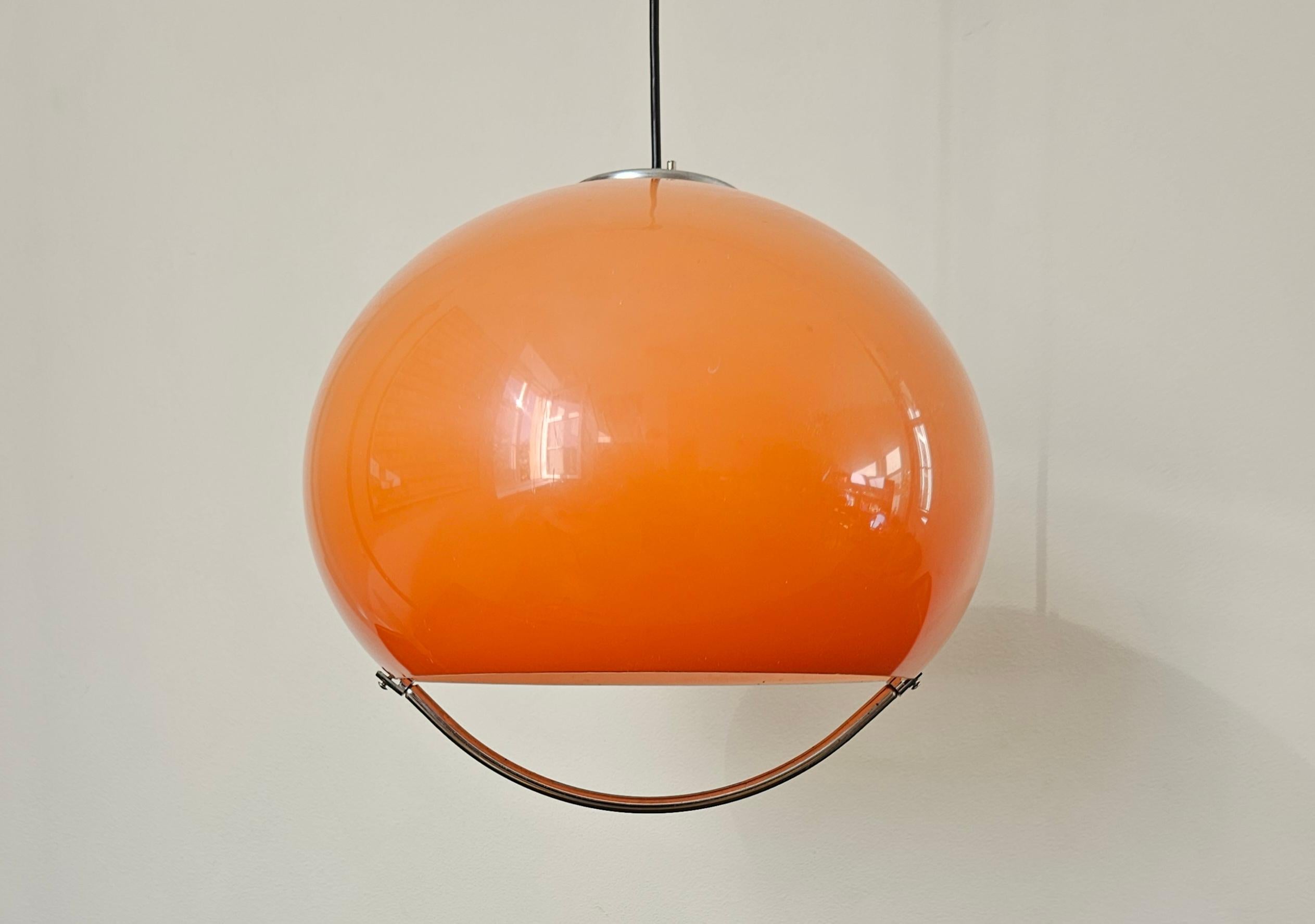 Midcentury Pendelleuchte Meblo, Harvey Guzzini, Space Age, Italien, 1970er Jahre im Zustand „Gut“ im Angebot in Praha, CZ