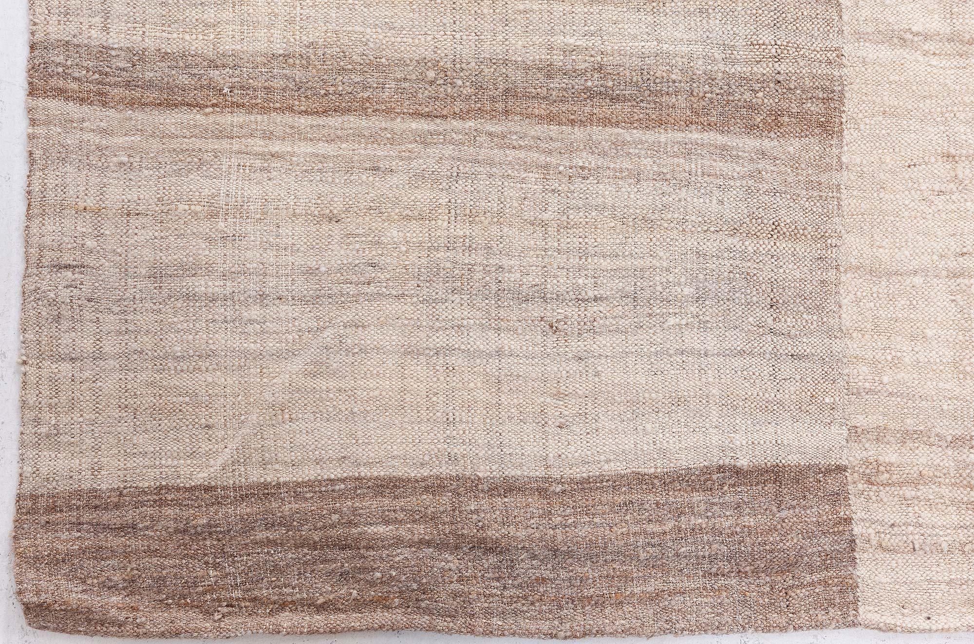 Persischer Kilim-Teppich aus der Mitte des Jahrhunderts Doris Leslie Blau im Zustand „Gut“ im Angebot in New York, NY