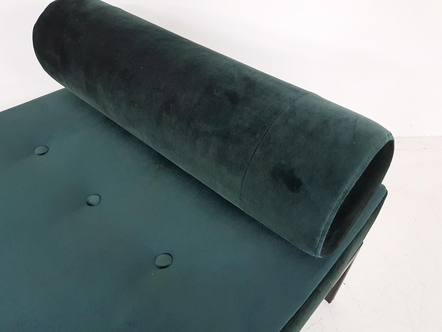 Midcentury Petrol Velvet and Metal Daybed, the Netherlands, 1960s For Sale 2