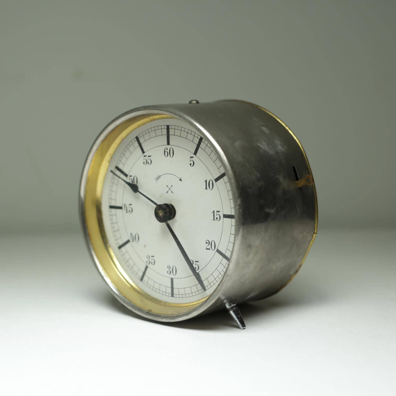 Photography timer circa 1950s. Works great. Perfect for the kitchen or bathroom.