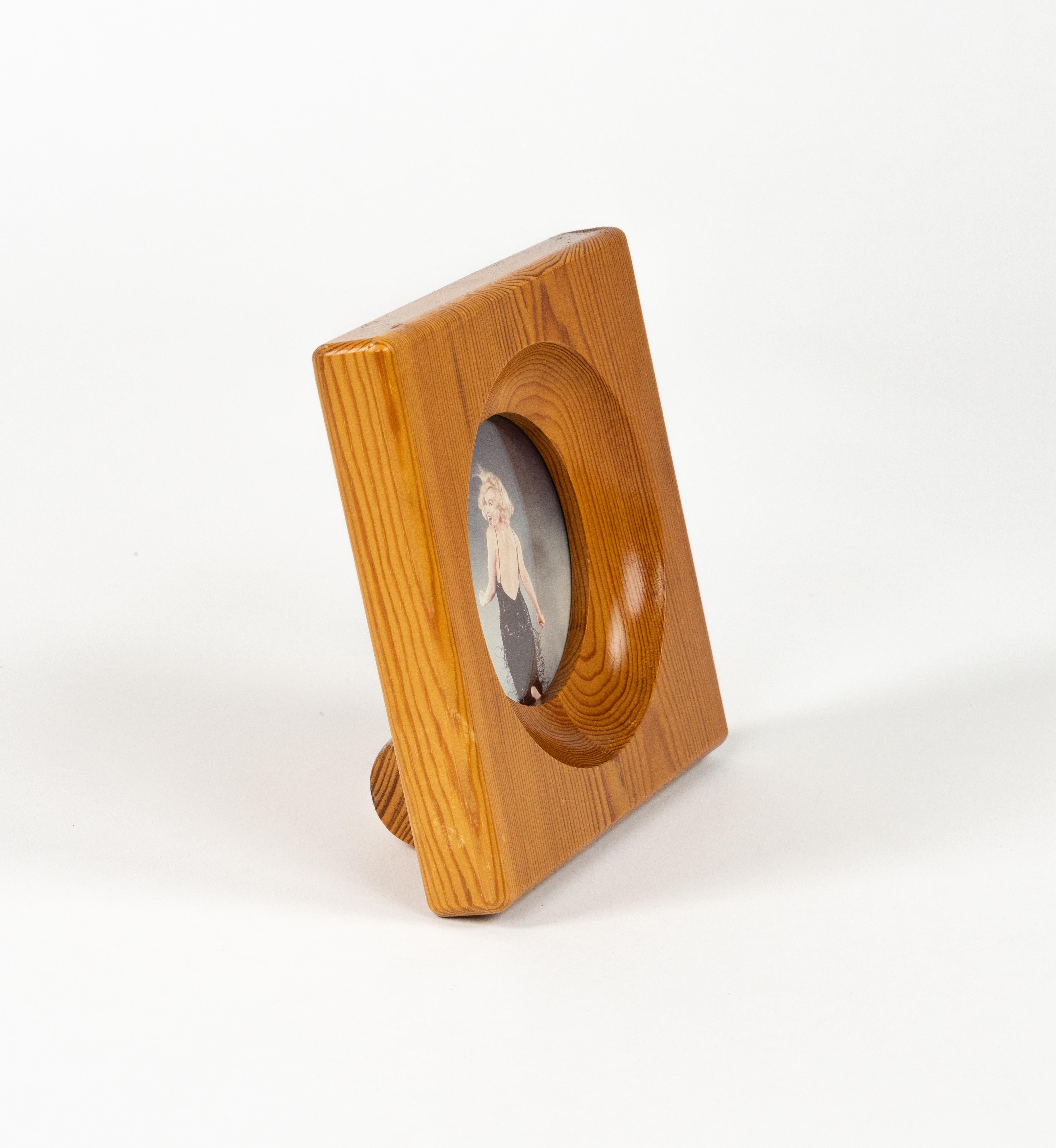 Bilderrahmen aus Holz und Glas aus der Mitte des Jahrhunderts von Alvar Aalto für Artek, Italien 1970er Jahre (Italienisch) im Angebot