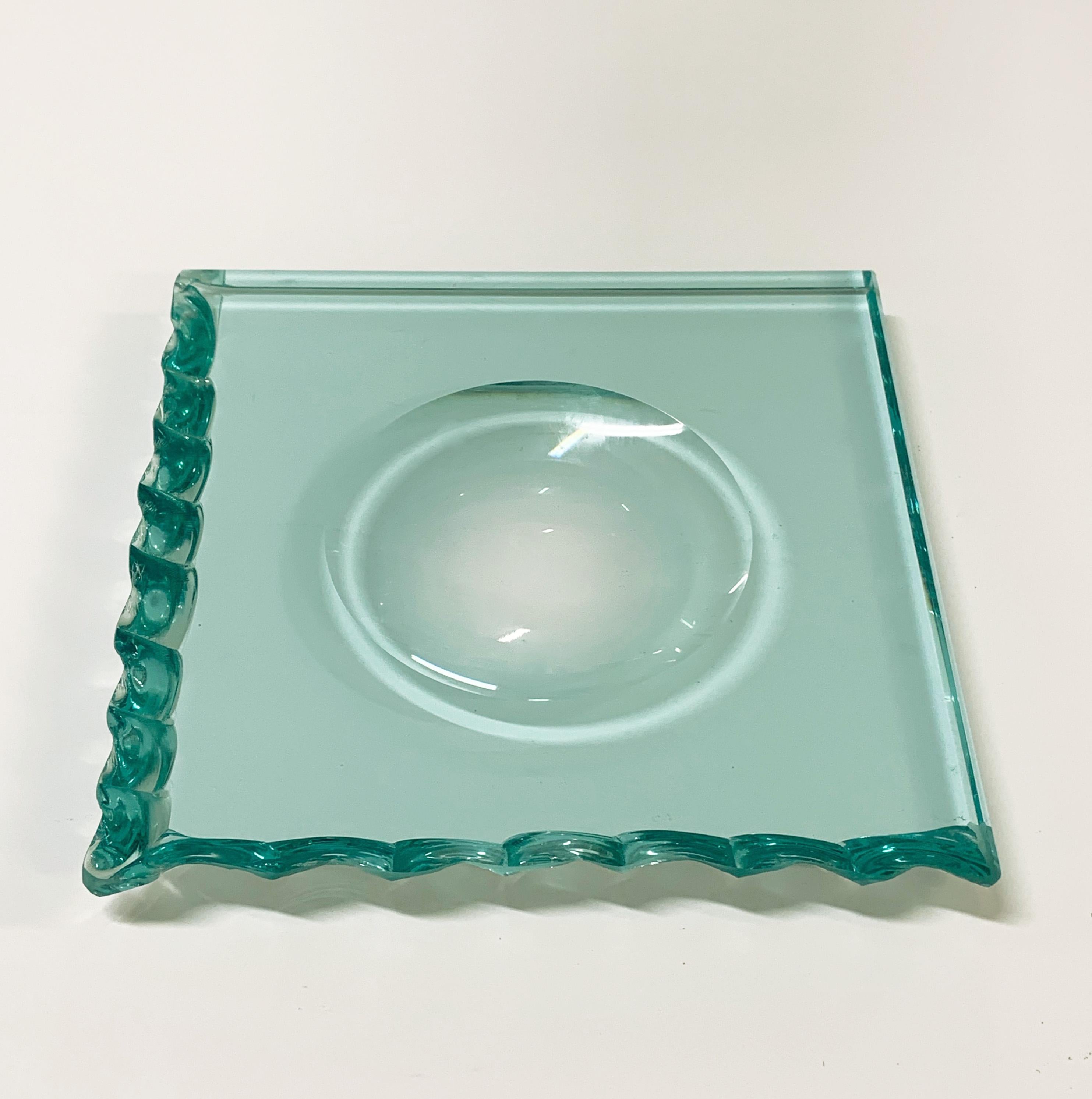 Midcentury Pietro Chiesa Carved Crystal Glass Italian Ashtray for Fontana Arte 1