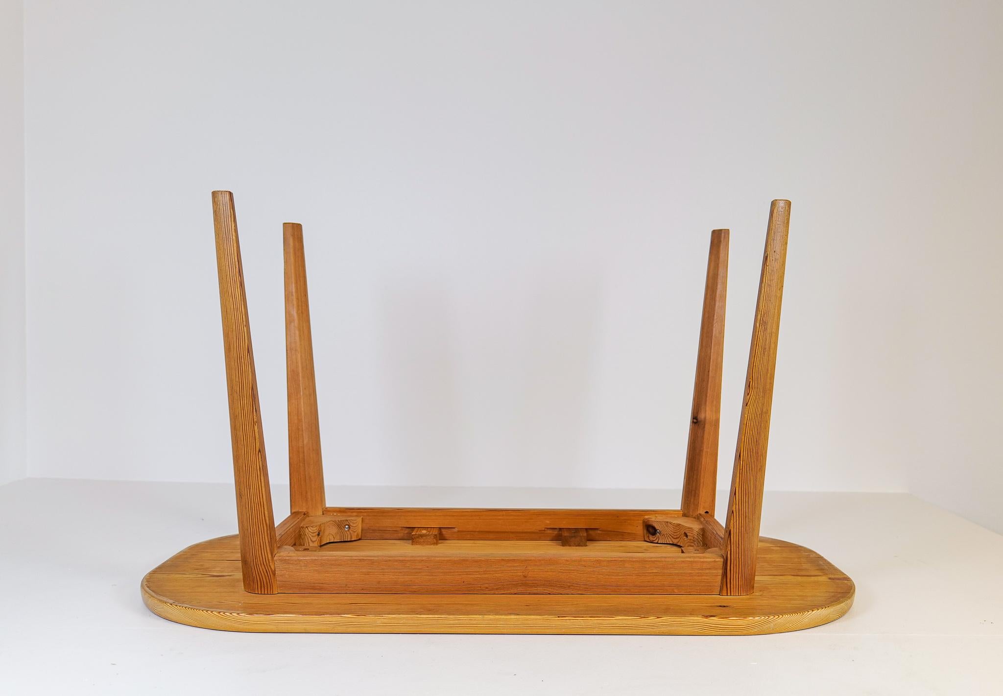 Midcentury Pine Coffee Table by Carl Malmsten, Sweden, 1940s For Sale 8