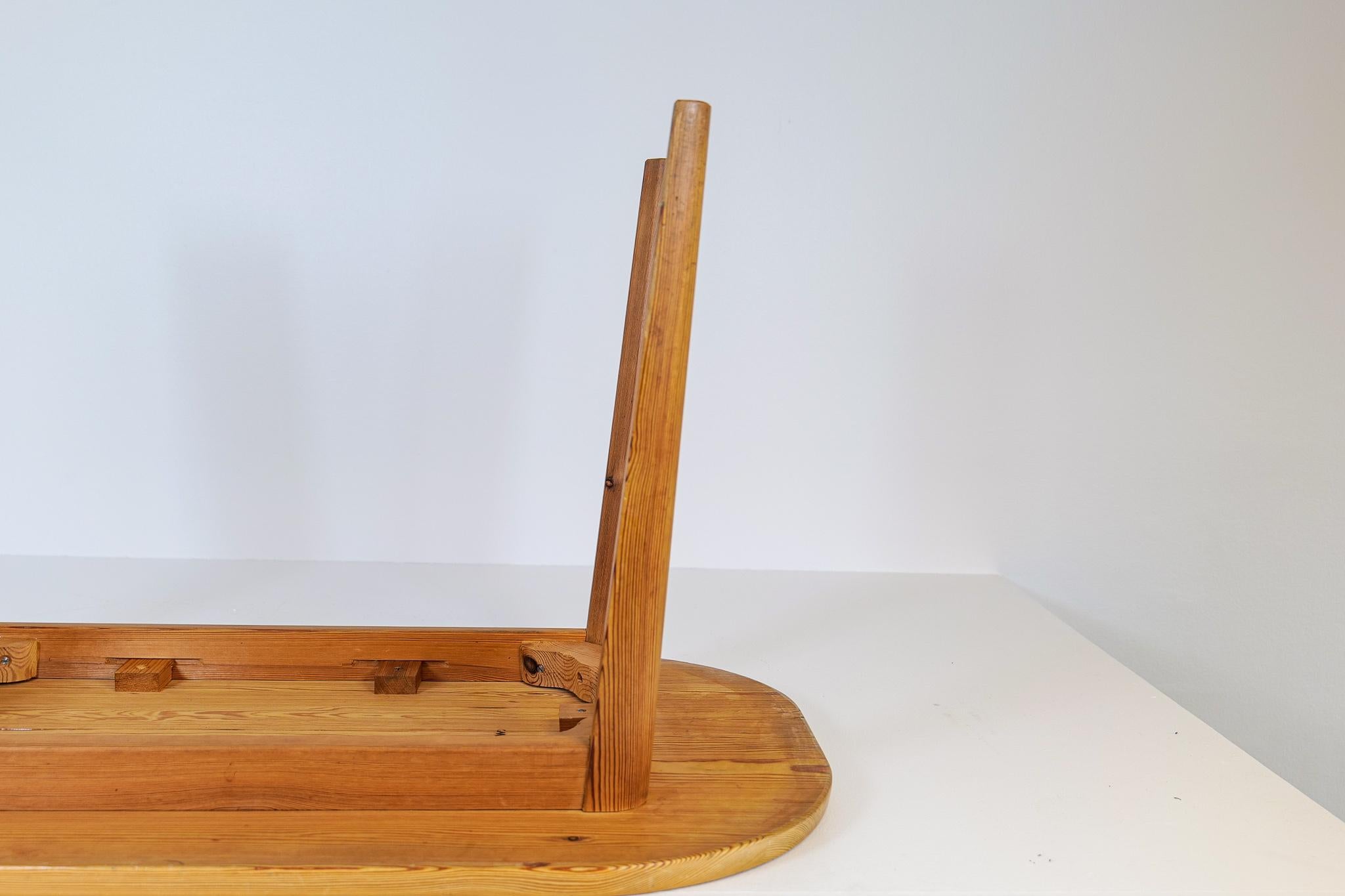 Midcentury Pine Coffee Table by Carl Malmsten, Sweden, 1940s For Sale 10