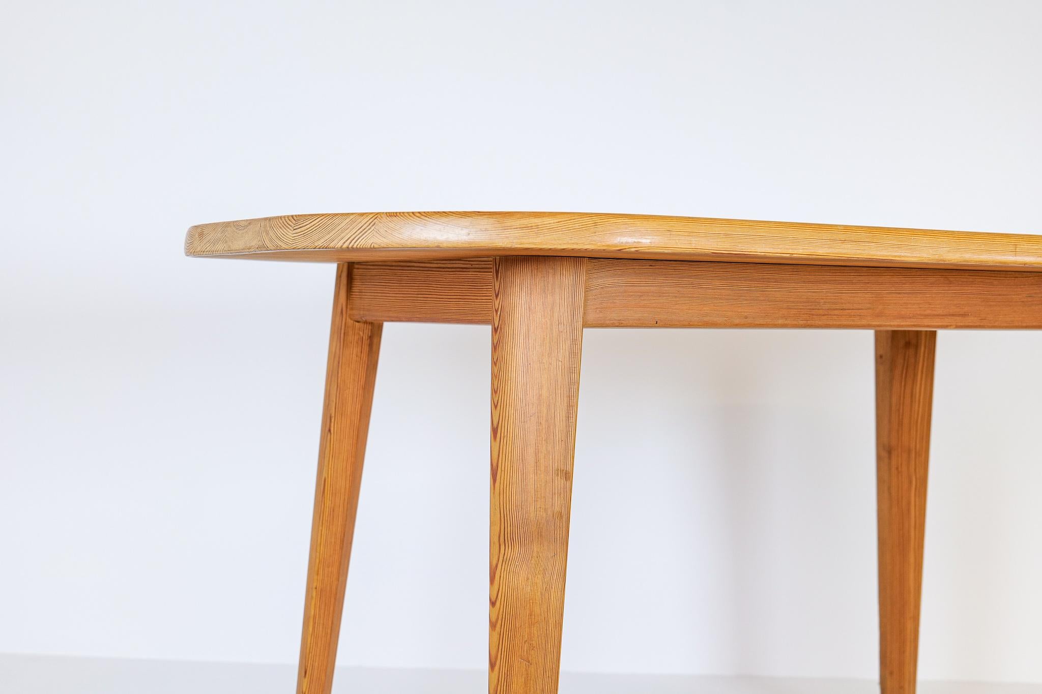 Mid-Century Modern Midcentury Pine Coffee Table by Carl Malmsten, Sweden, 1940s For Sale