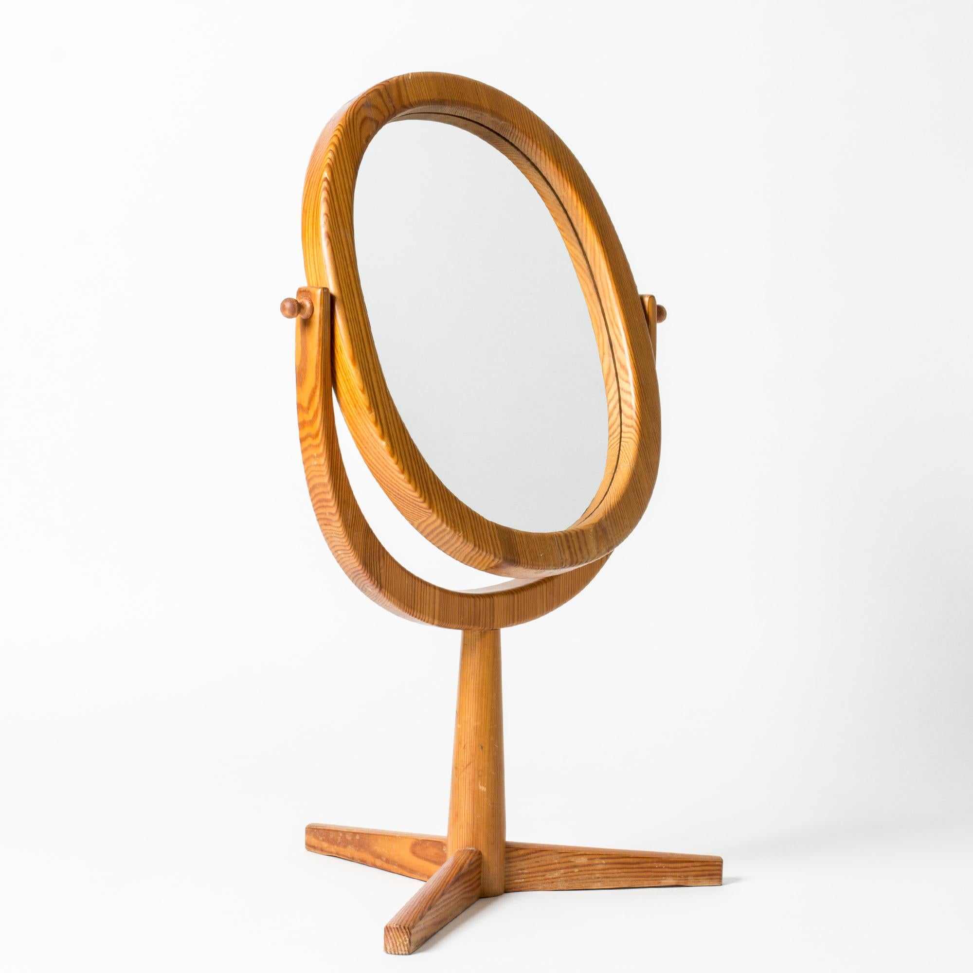 Table mirror by Erik Höglund, made from pine in a chunky design with smooth, appealing lines.