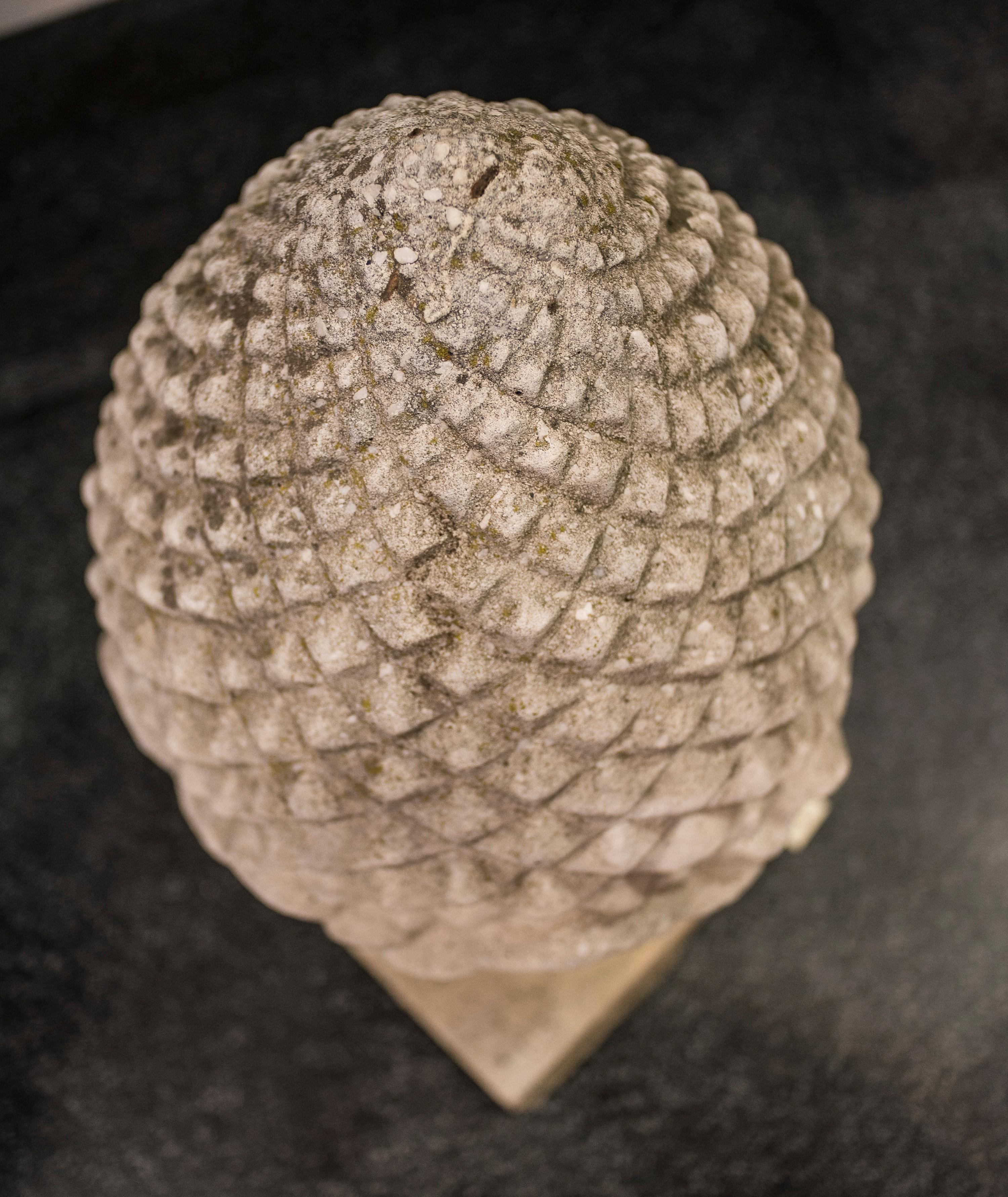 Midcentury Pineaple Stone Italian Sculpture, 1970 In Good Condition In Valladolid, ES