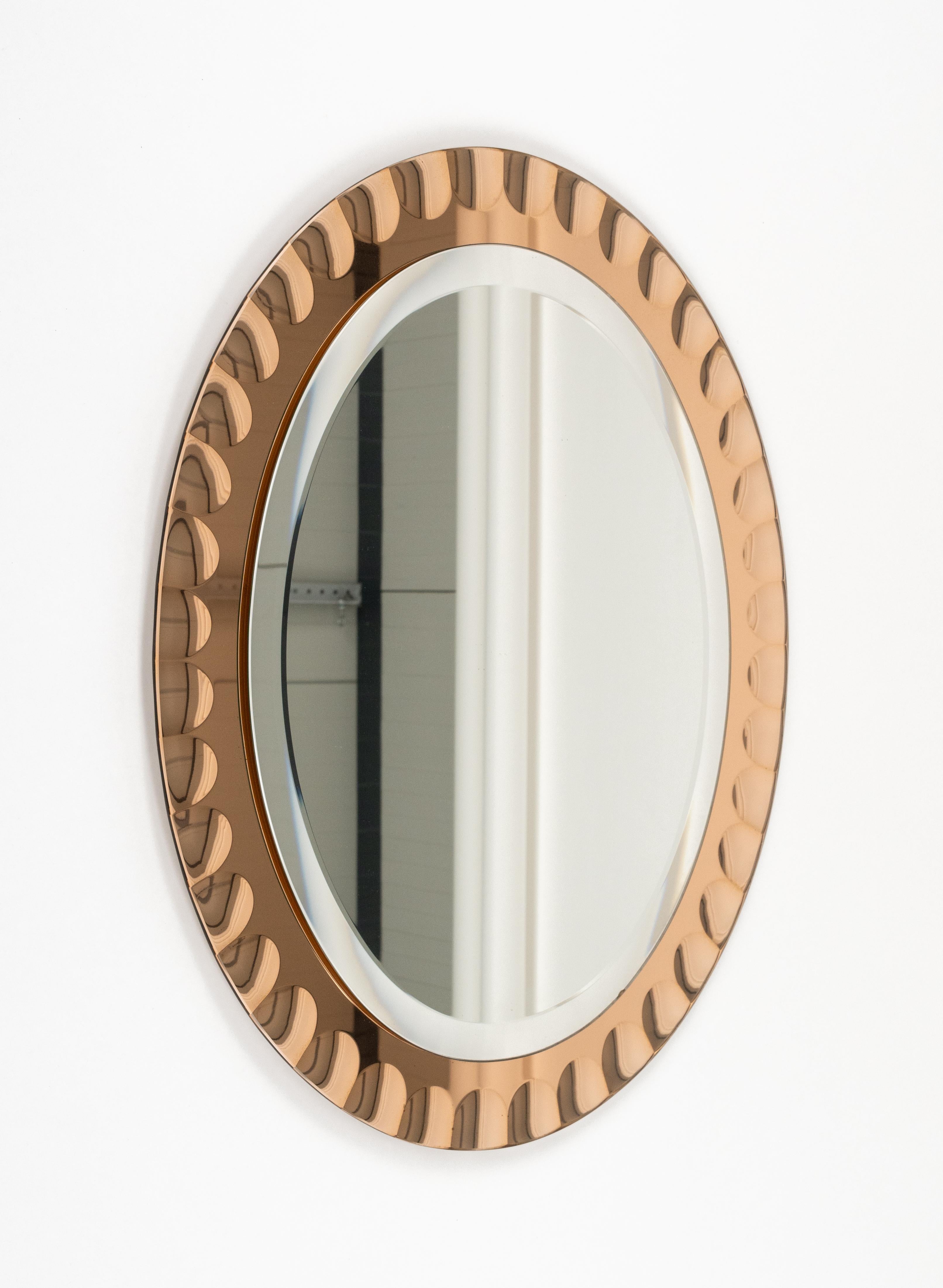 Italian Midcentury Pink Oval Wall Mirror by Antonio Lupi for Cristal Luxor, Italy 1960s For Sale