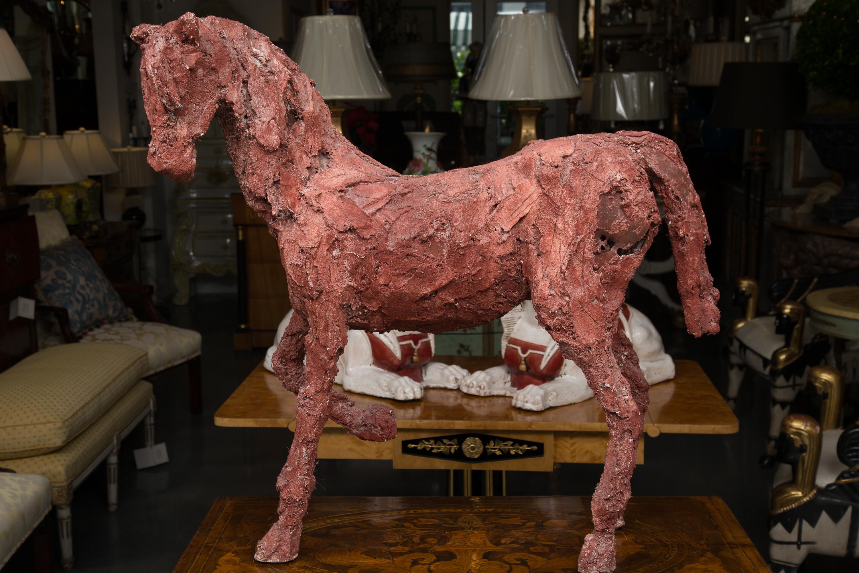 Midcentury Plaster Figure of a Stately Horse by Siri Hollander, Sculpture (amerikanisch)